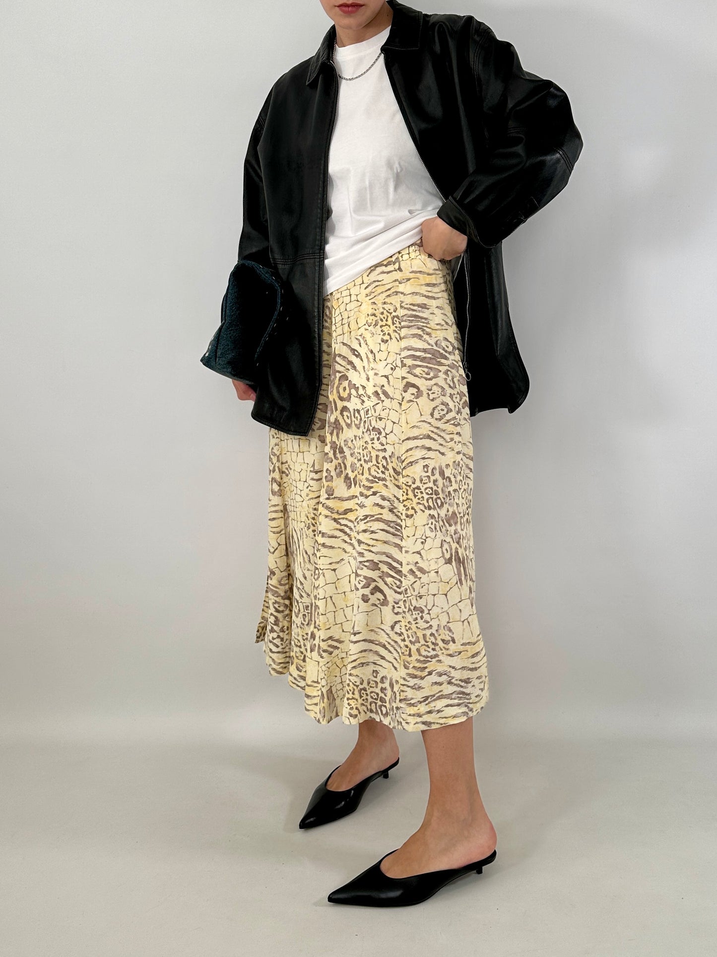 Animal print vintage skirt