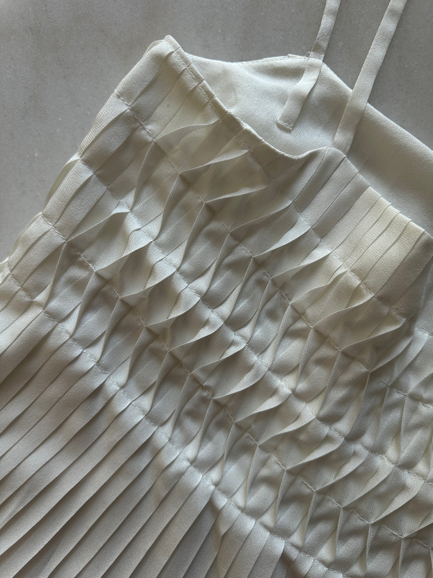 Vintage Gianfranco Ferré pleated white dress