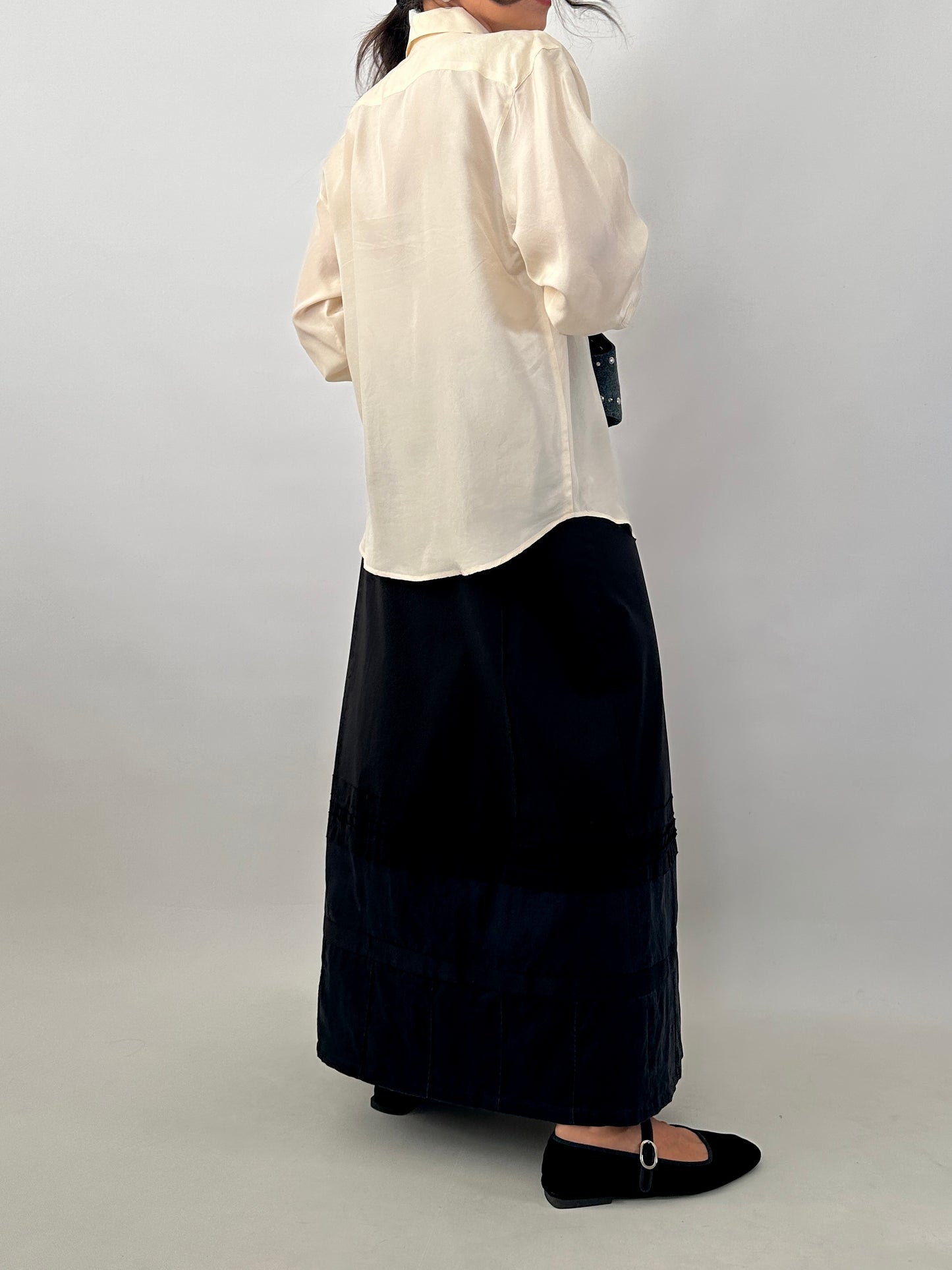 Essential pure silk shirt