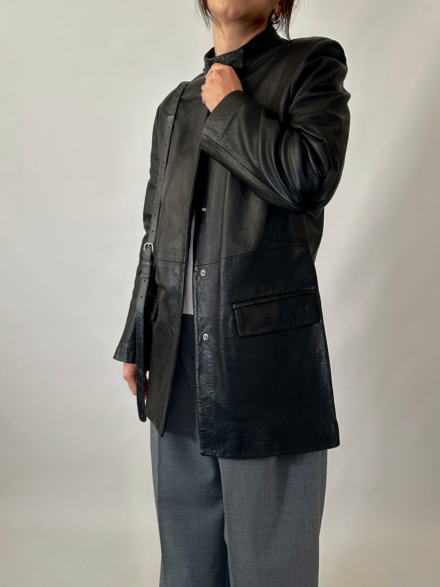 Minimal 90s genuine leather jacket