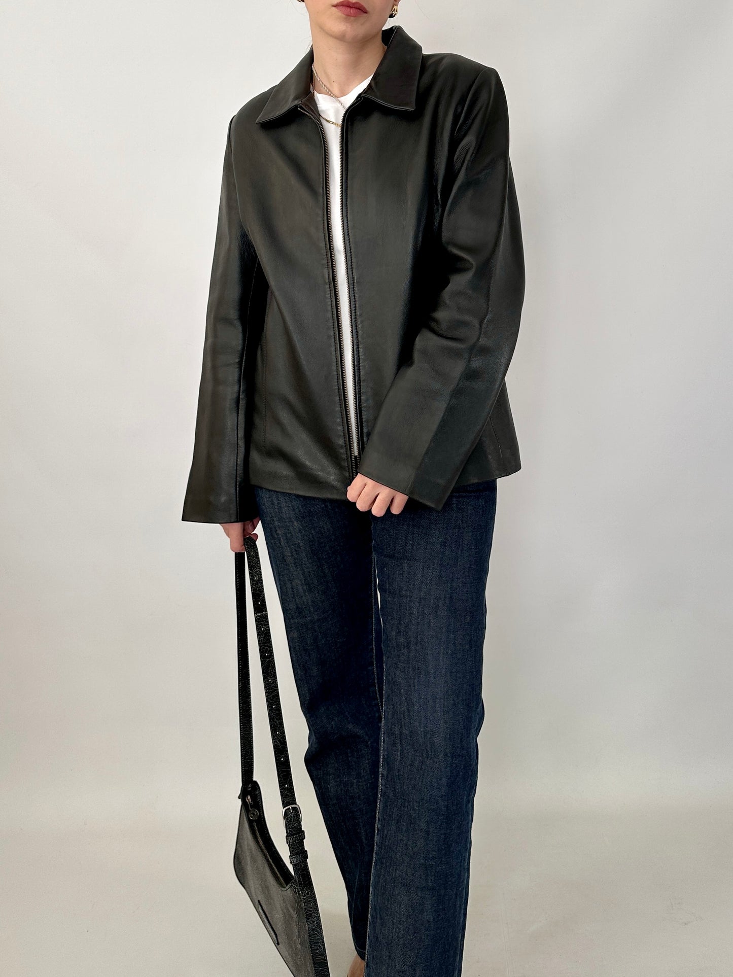 Vintage zipped leather jacket