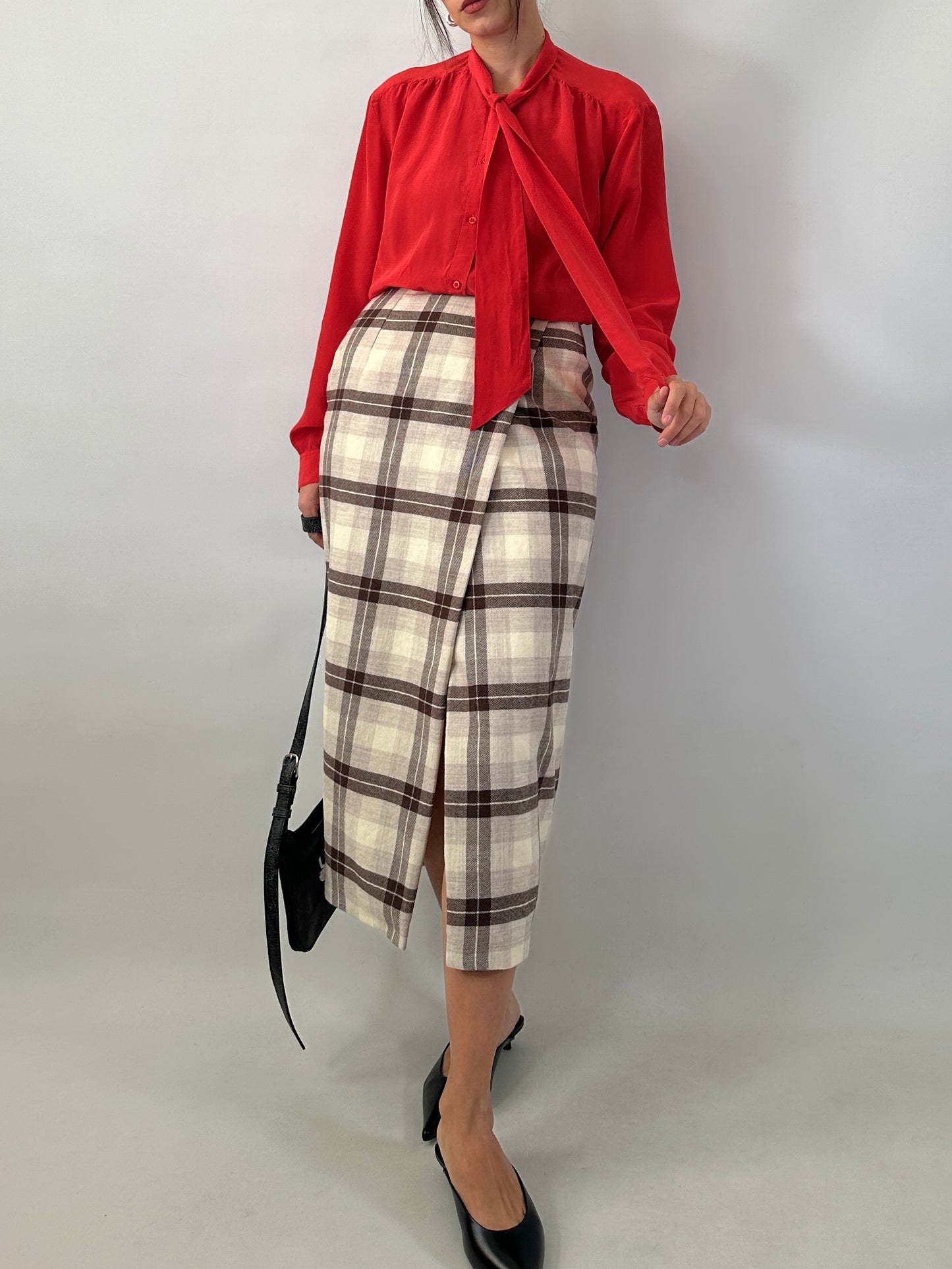 Vintage pure silk bow shirt