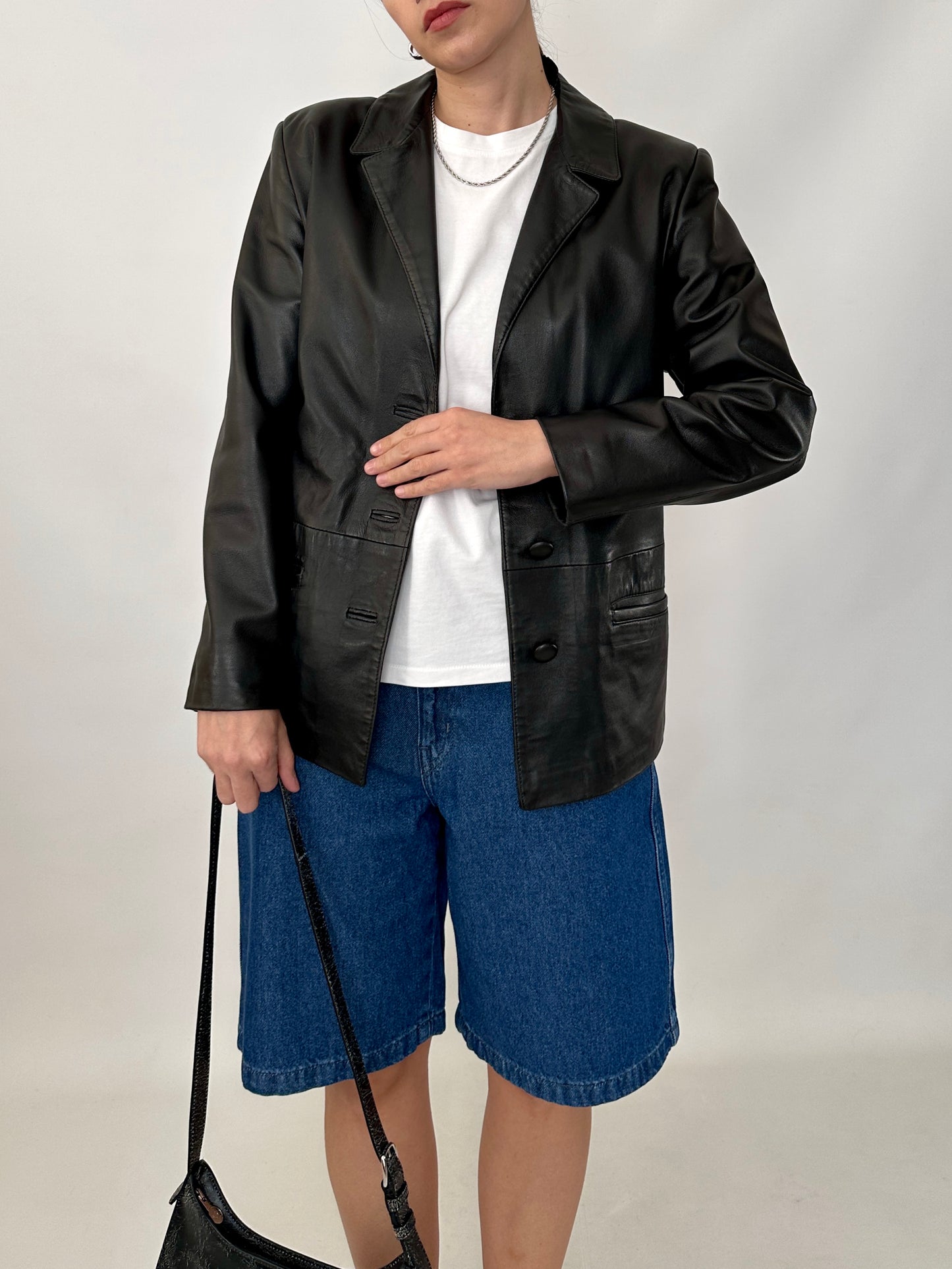 Slim fit vintage leather blazer