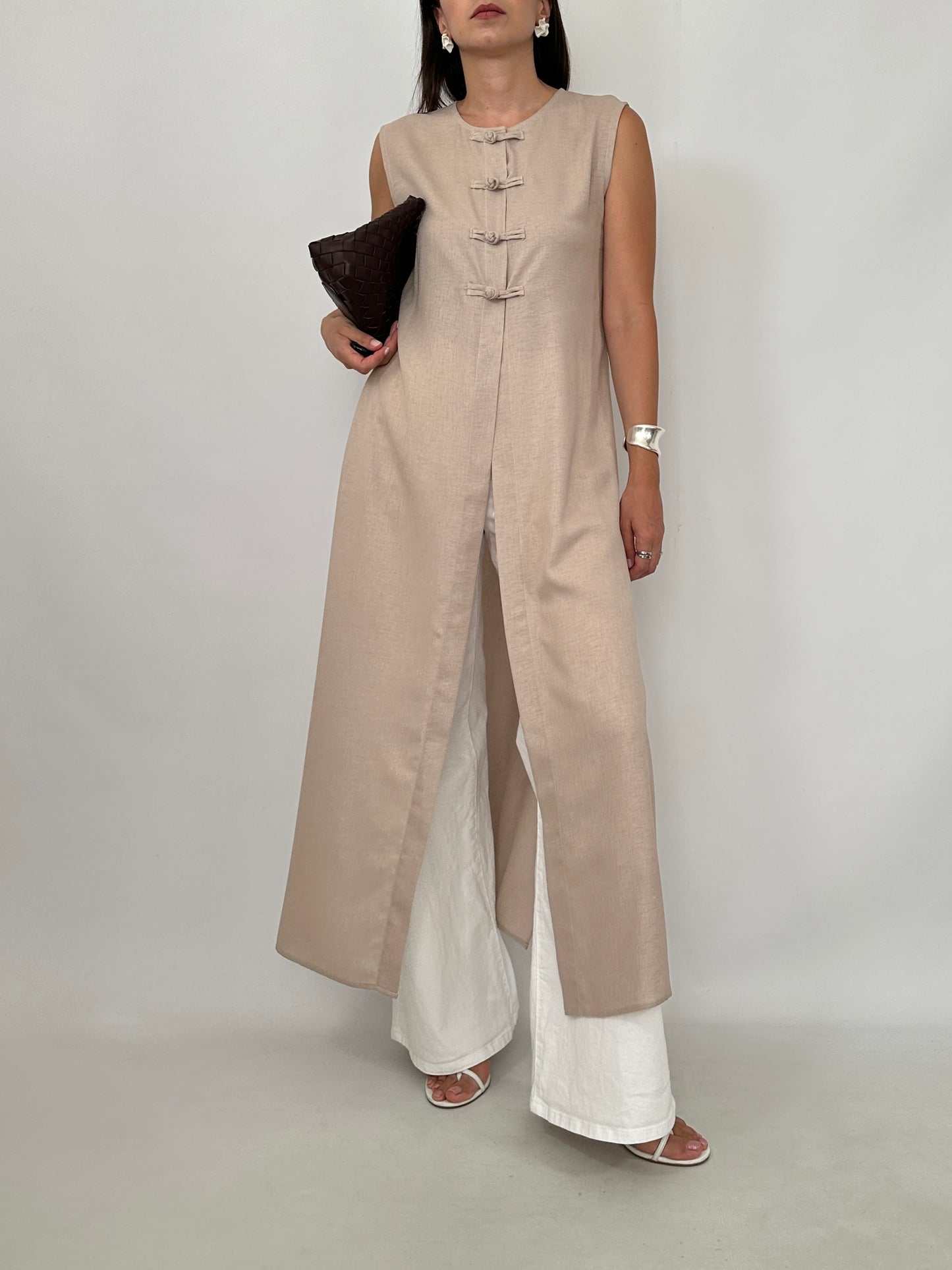Long Frog Closure Top