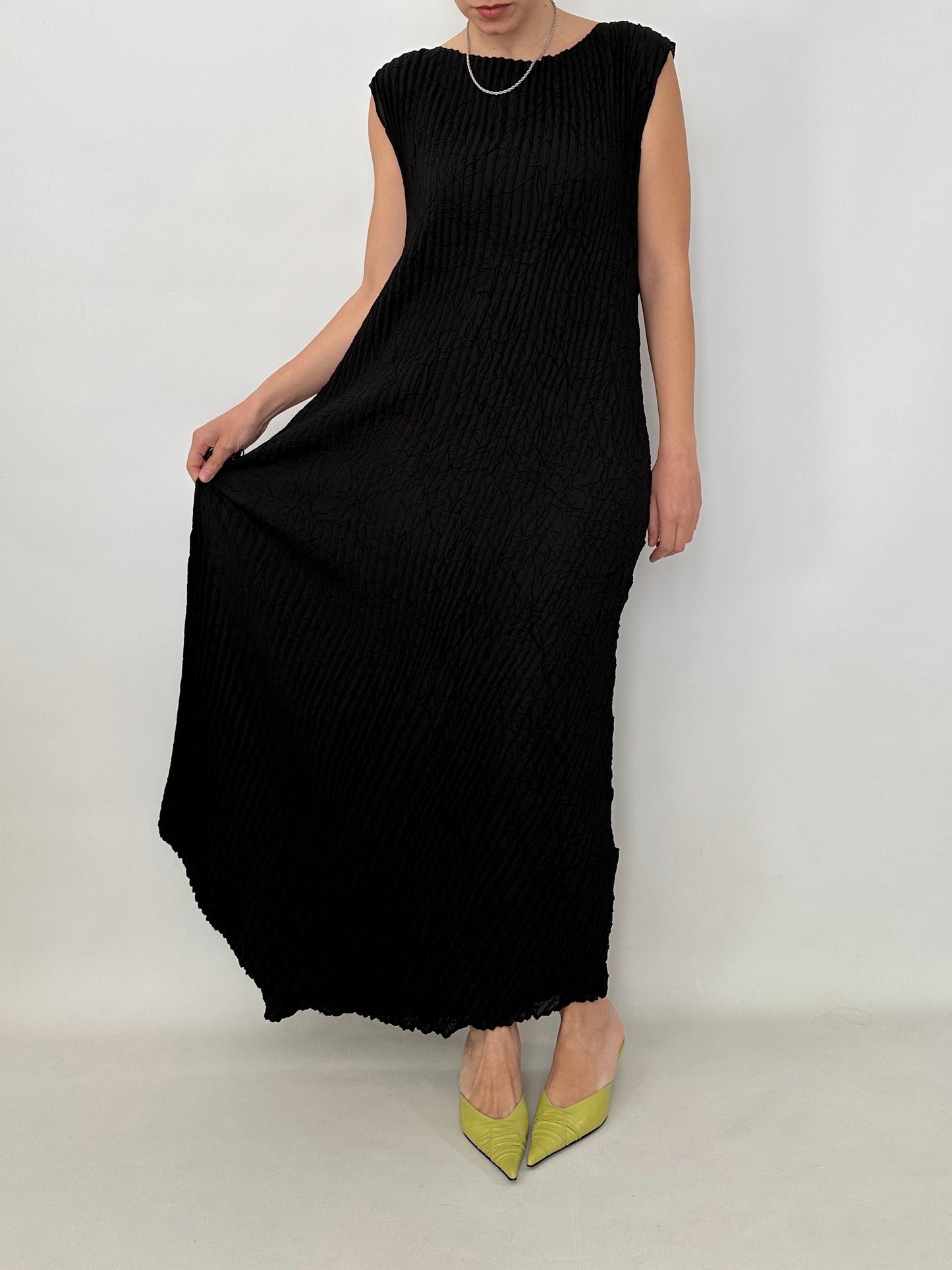 Black crinkled maxi dress