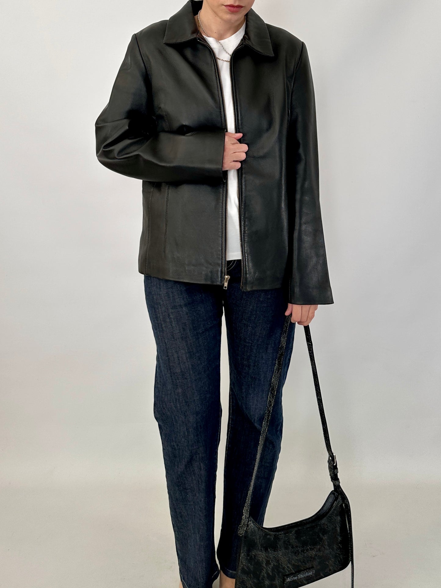 Vintage zipped leather jacket