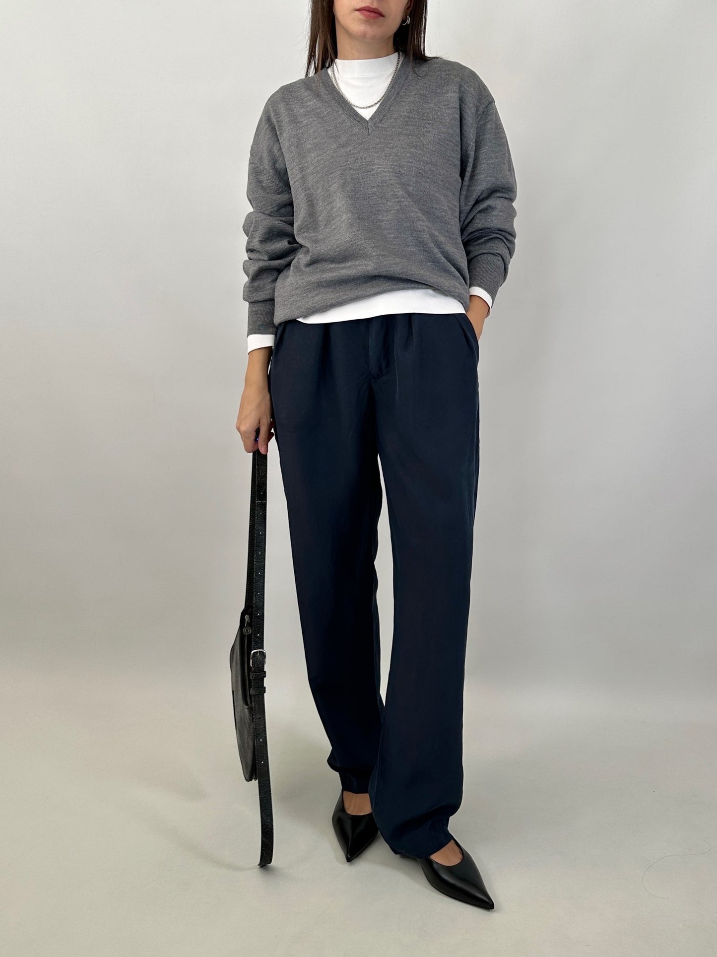 Essential v-neck sweater