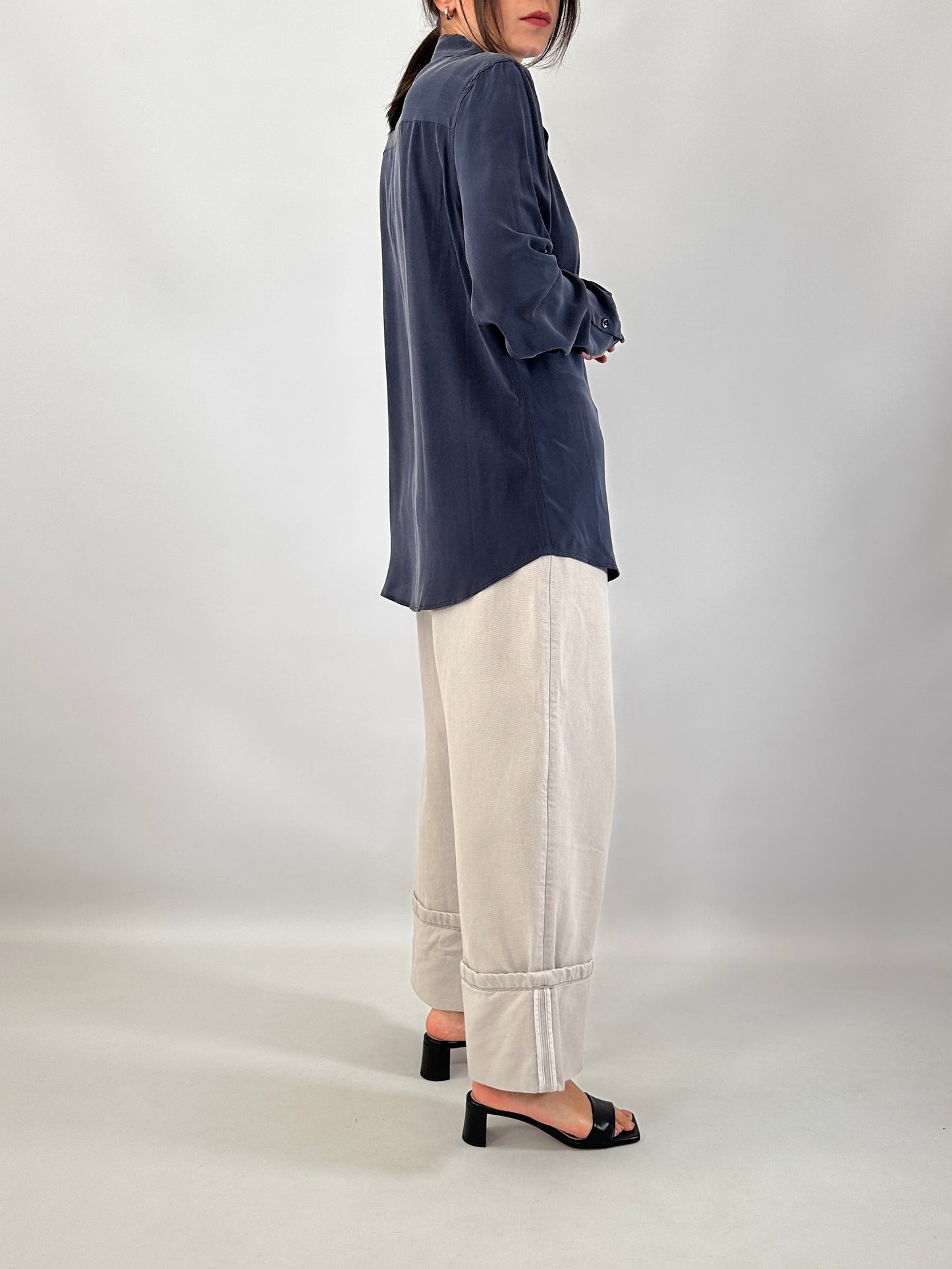 Essential washed silk blue shirt