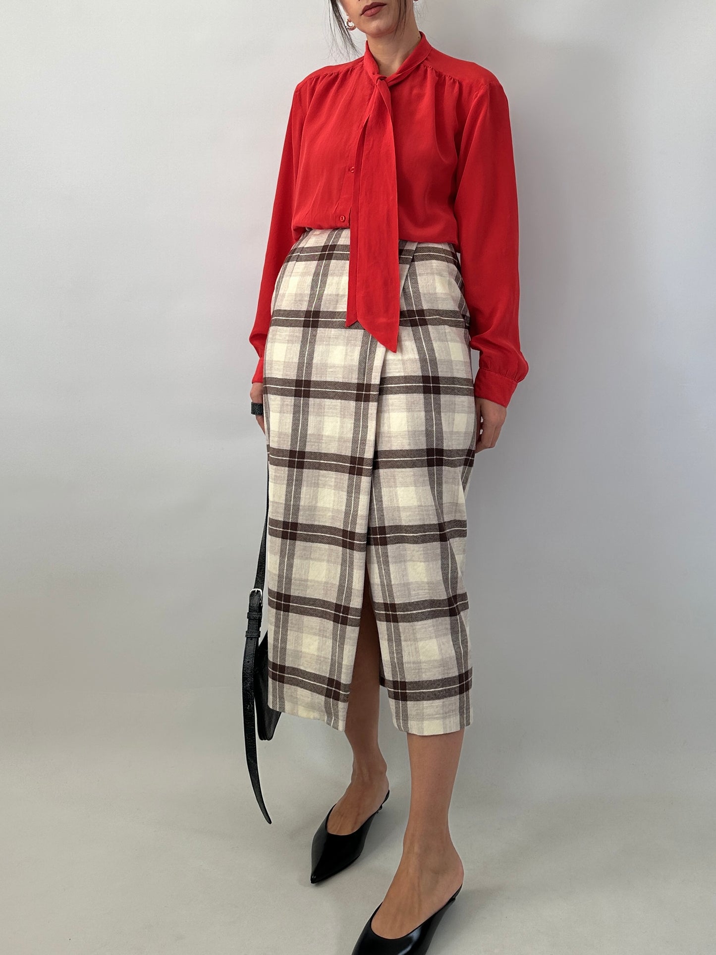 Vintage pure silk bow shirt