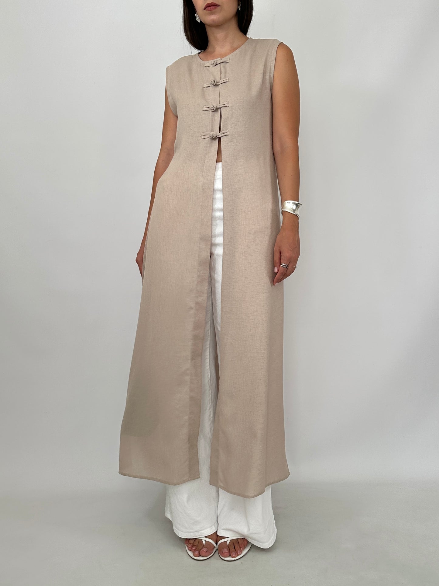 Long Frog Closure Top