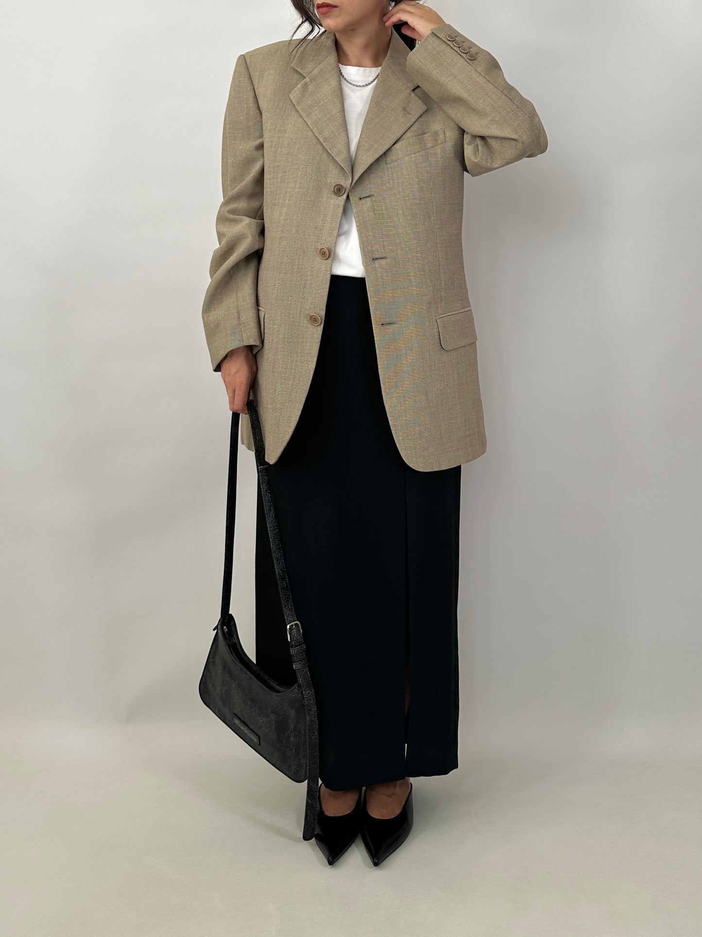 Minimal long skirt with side slit