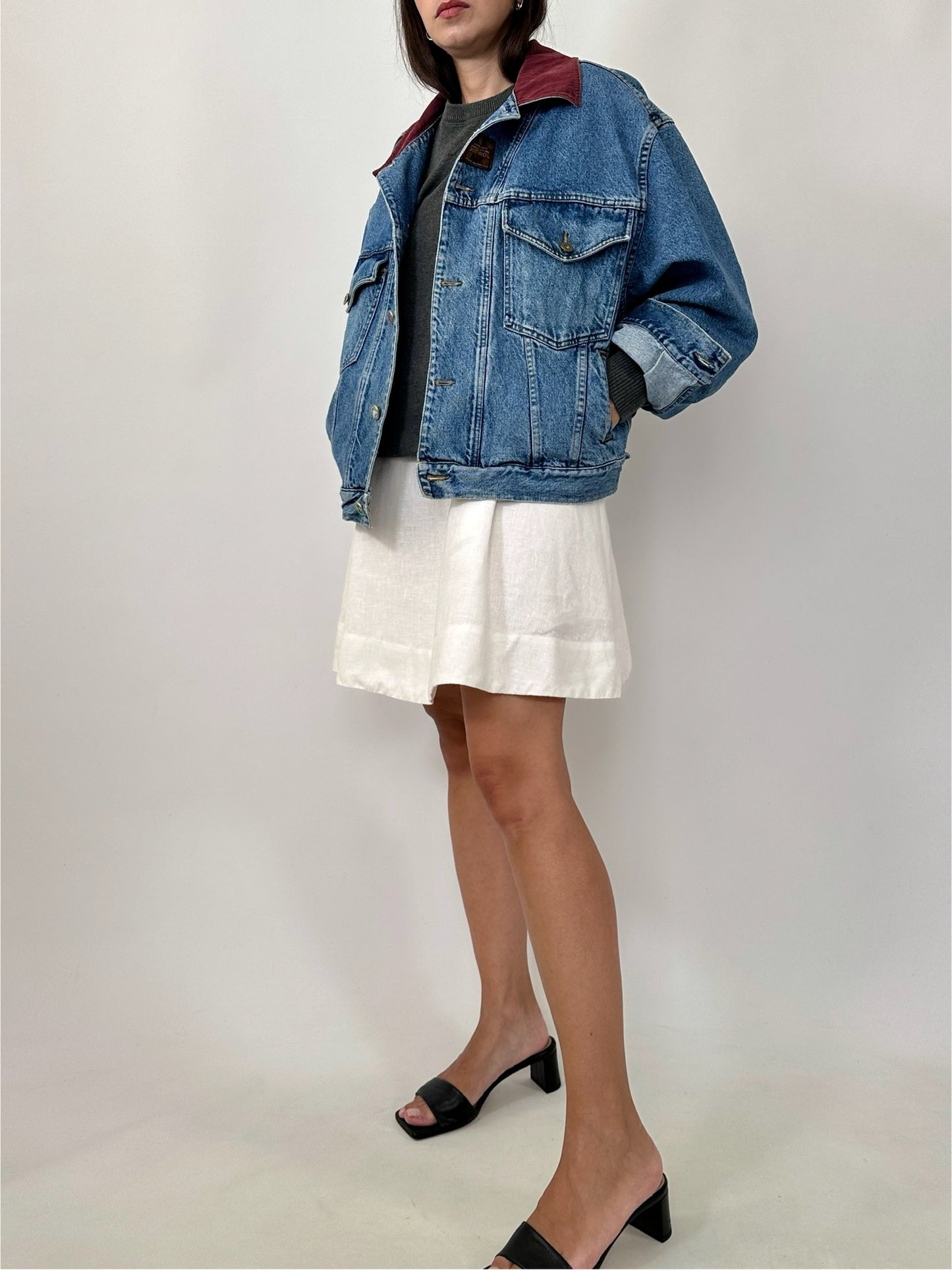 Vintage Denim Trucker Jacket with Burgundy Collar