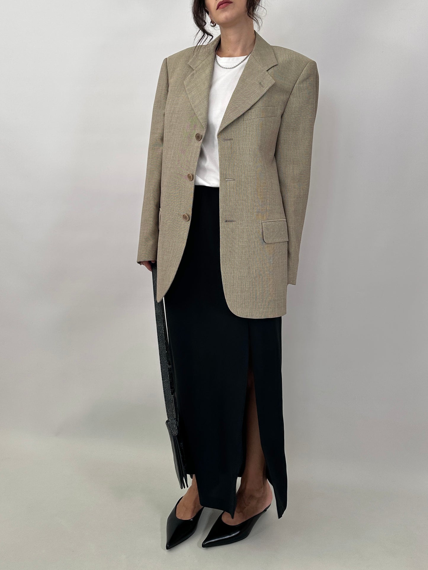 Minimal long skirt with side slit