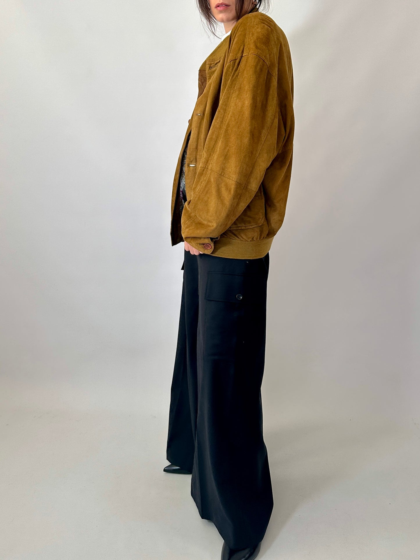 Vintage bomber in real suede