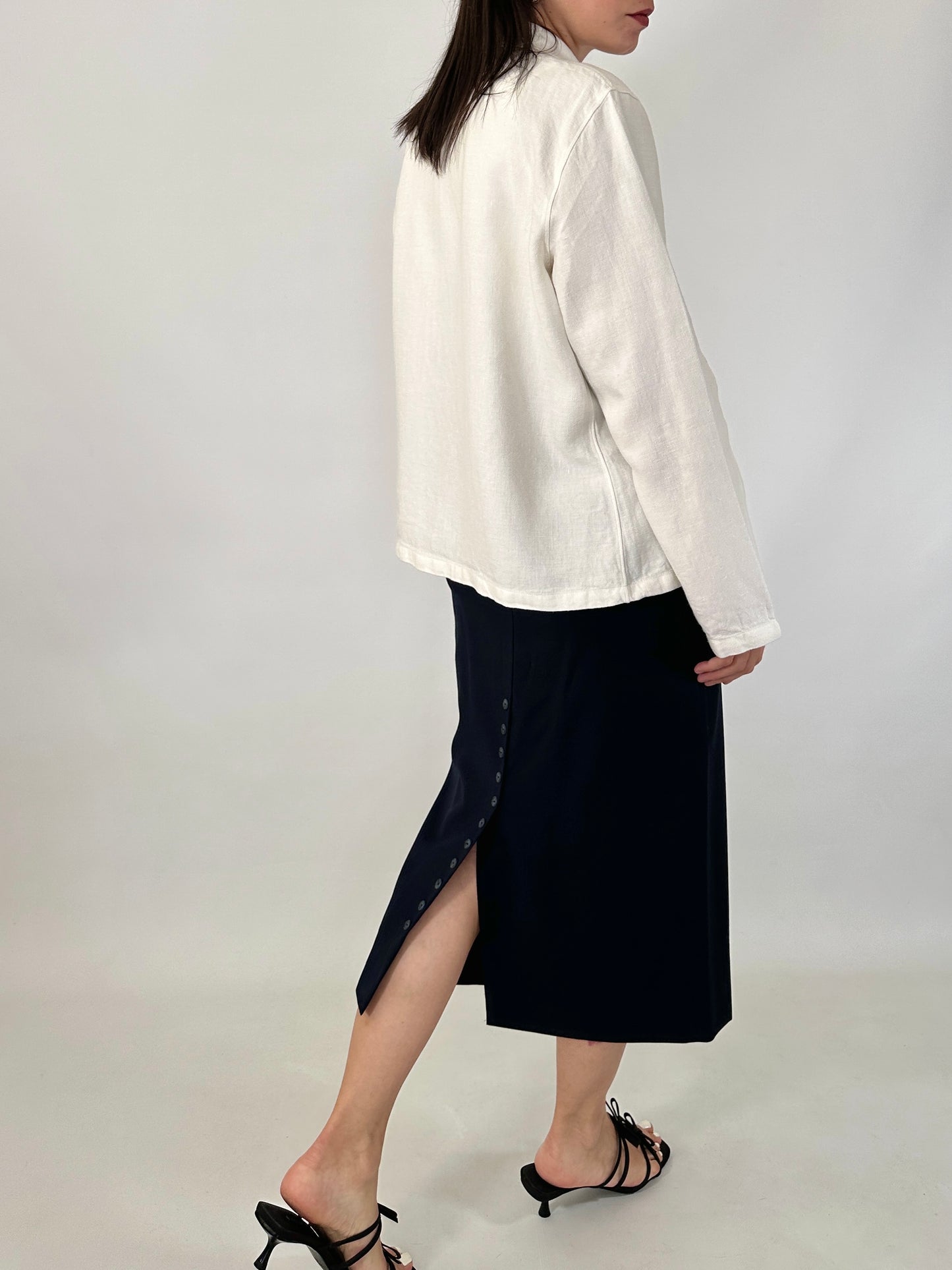 Button-detail pencil skirt