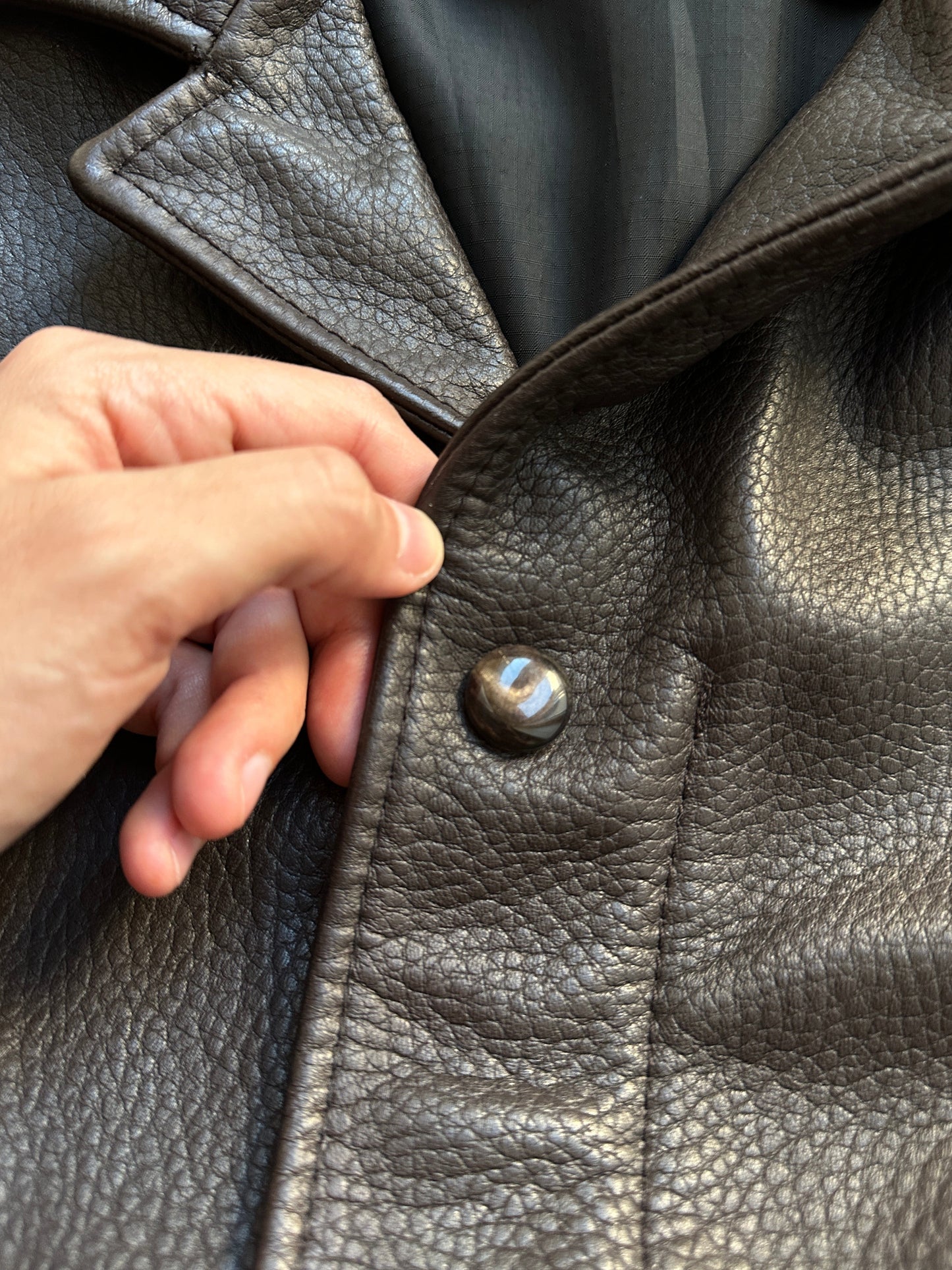 Grained lamb leather brown coat