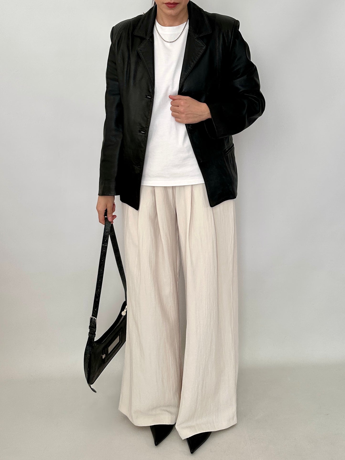 Slim fit lambskin blazer