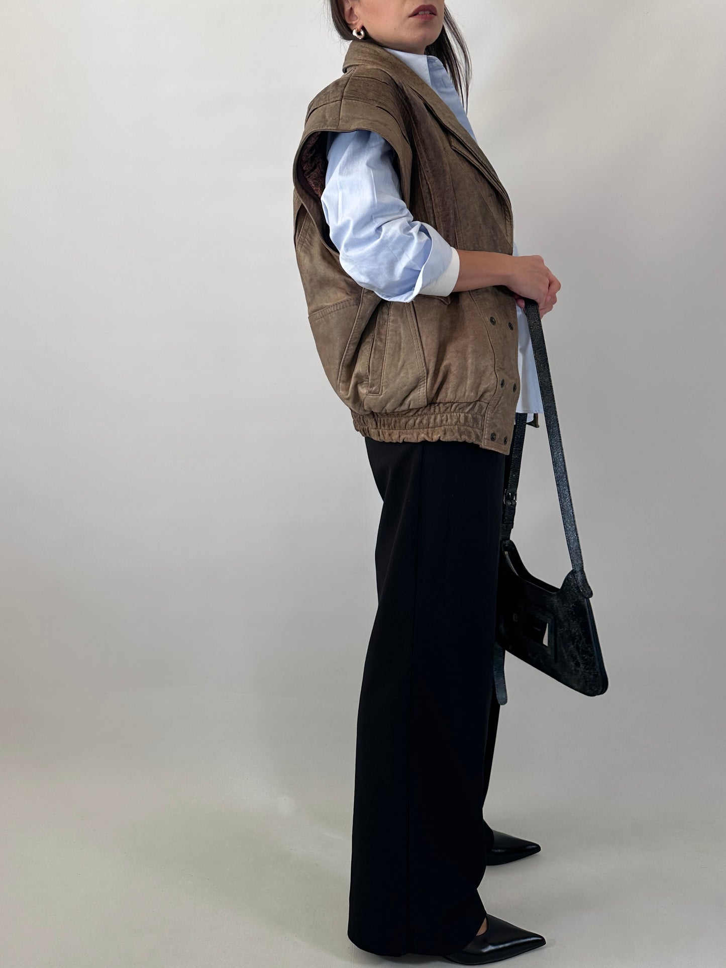 80s bomber jacket in distressed leather