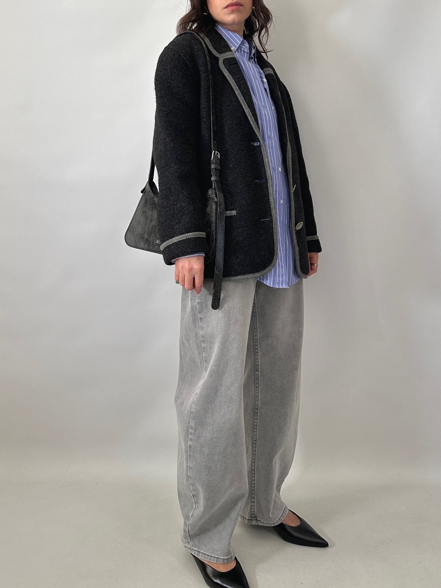 Gray wool felt jacket with contrast details