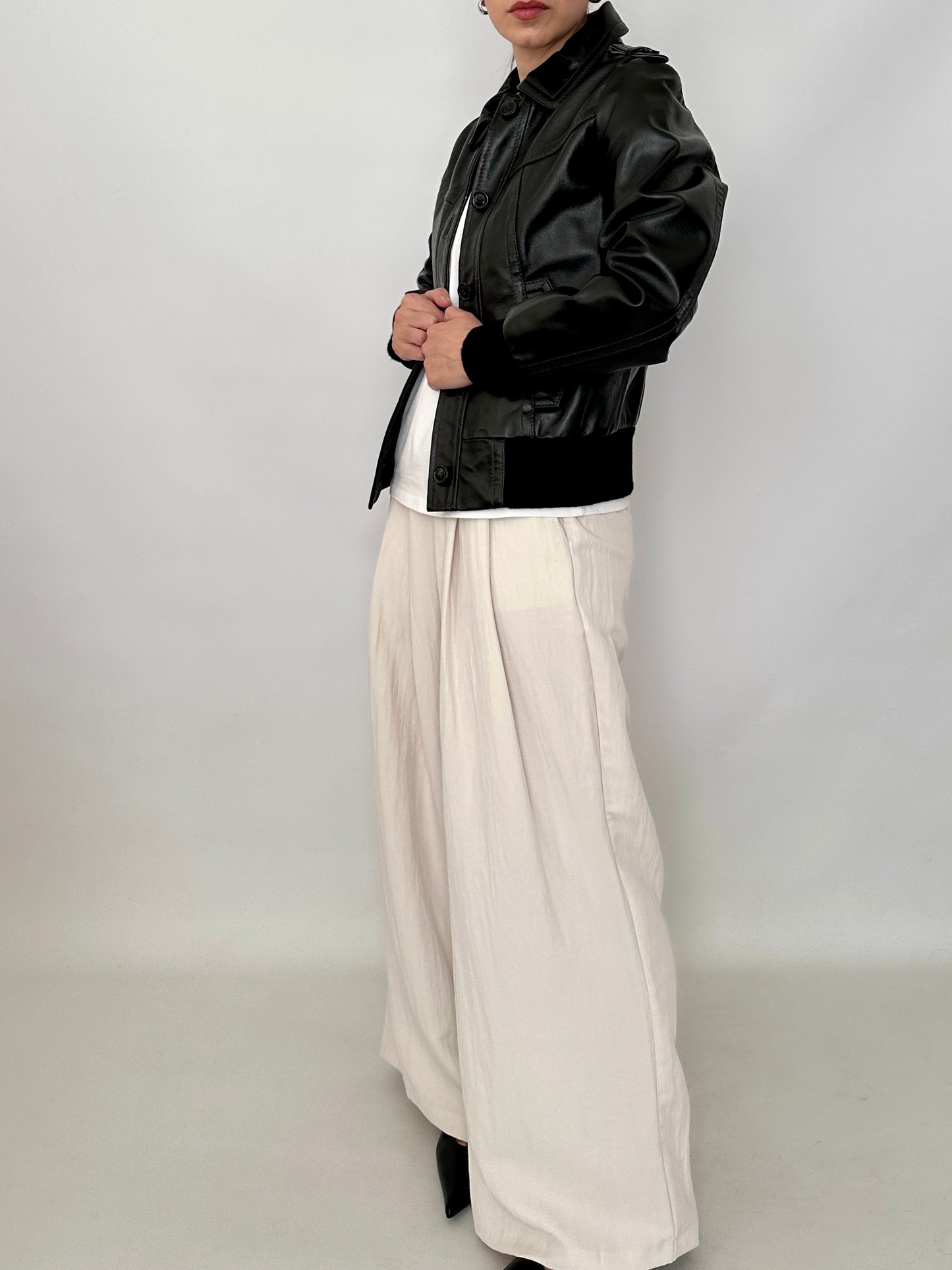 Slim fit bomber jacket in real leather