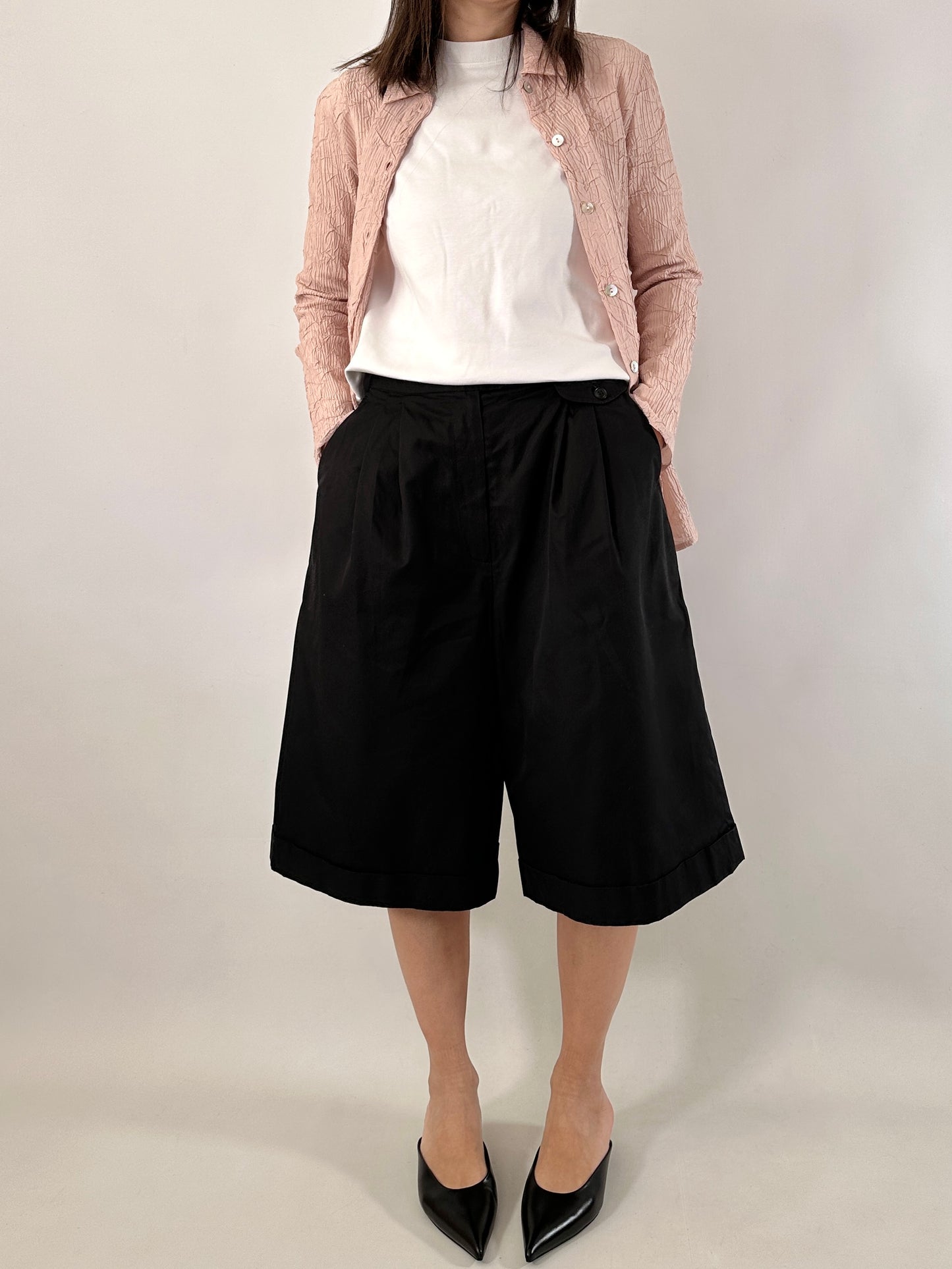 Wide leg bermuda shorts