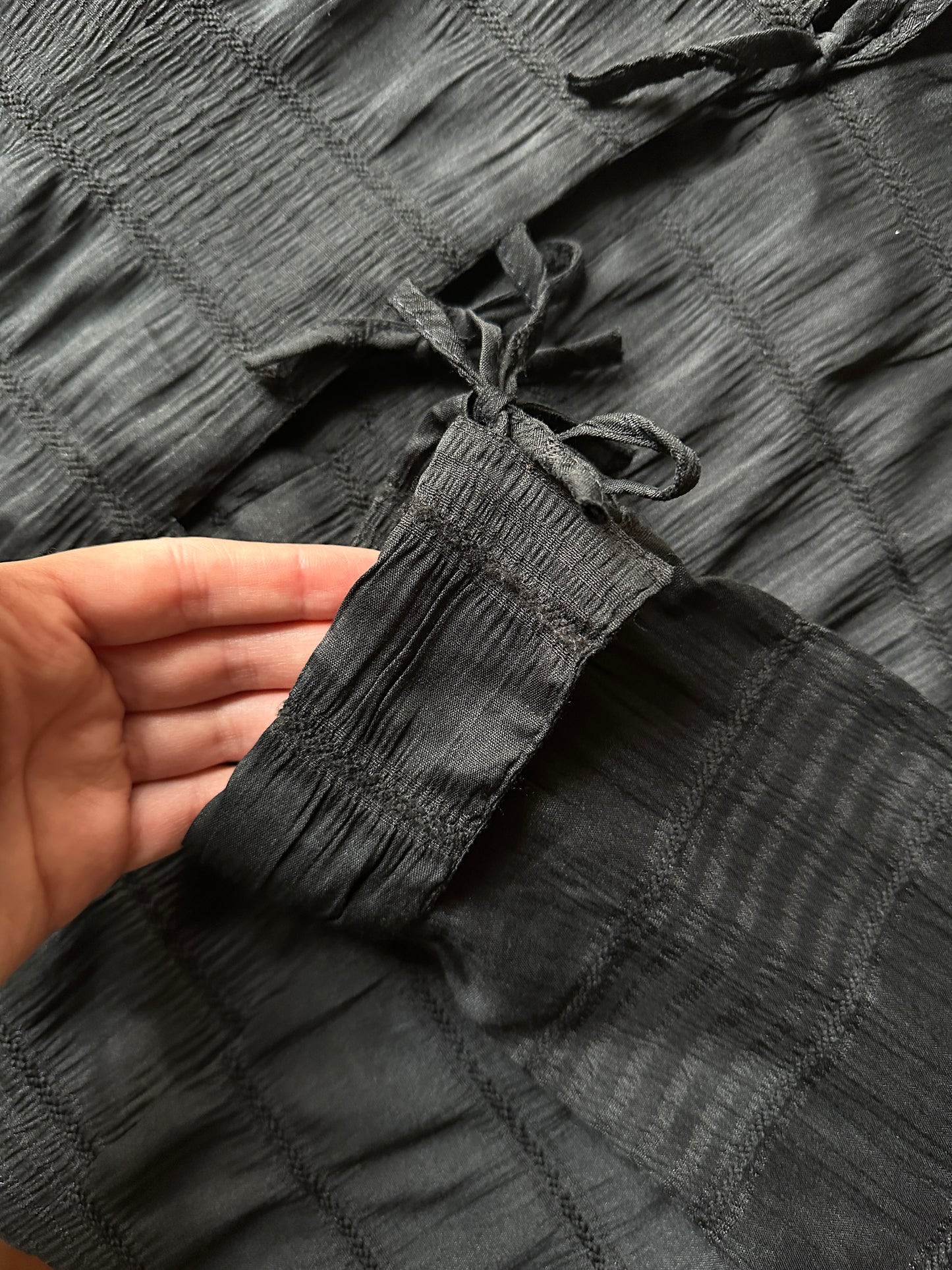 Crinkle bow detail shirt