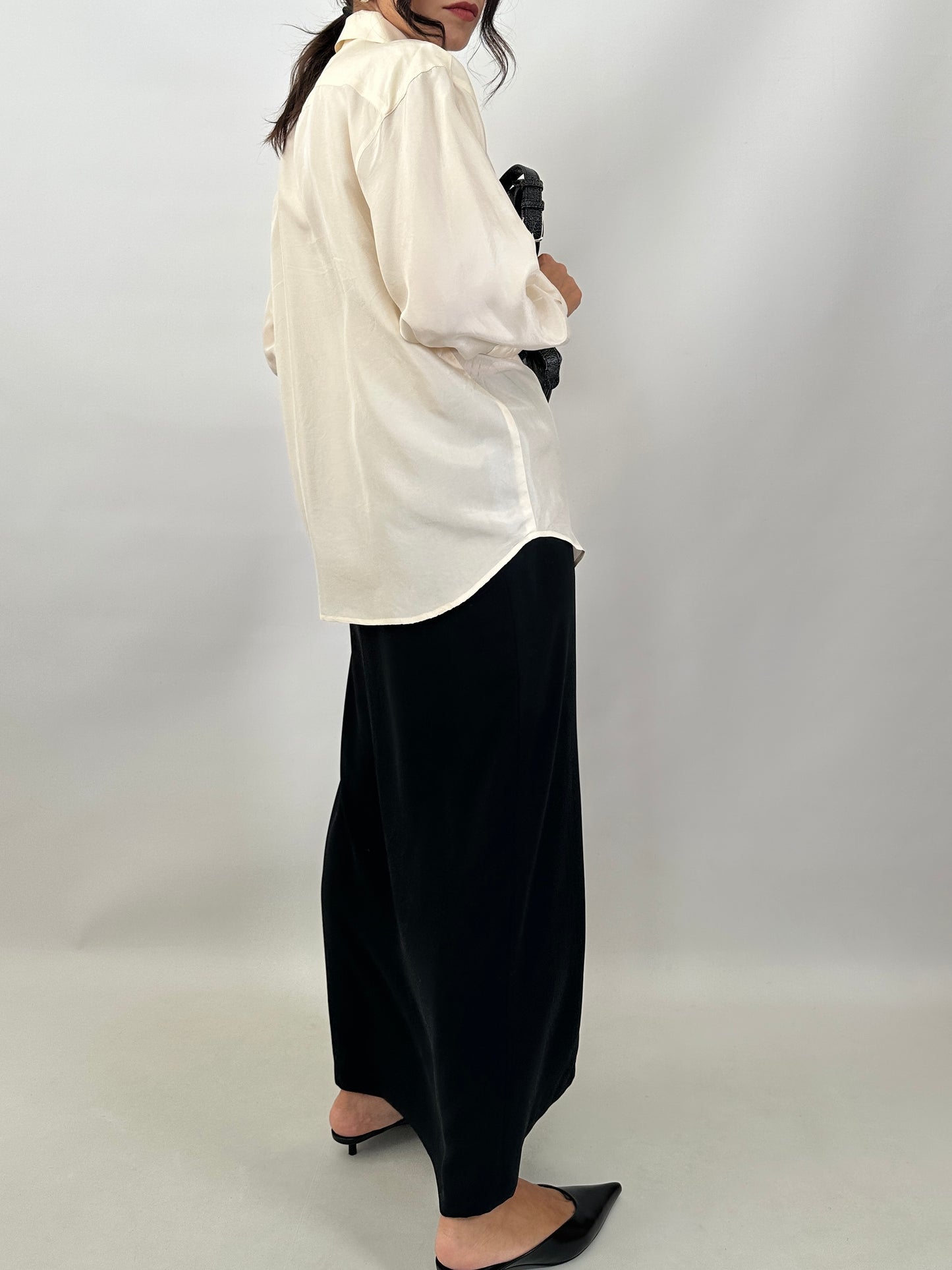 Essential pure silk shirt