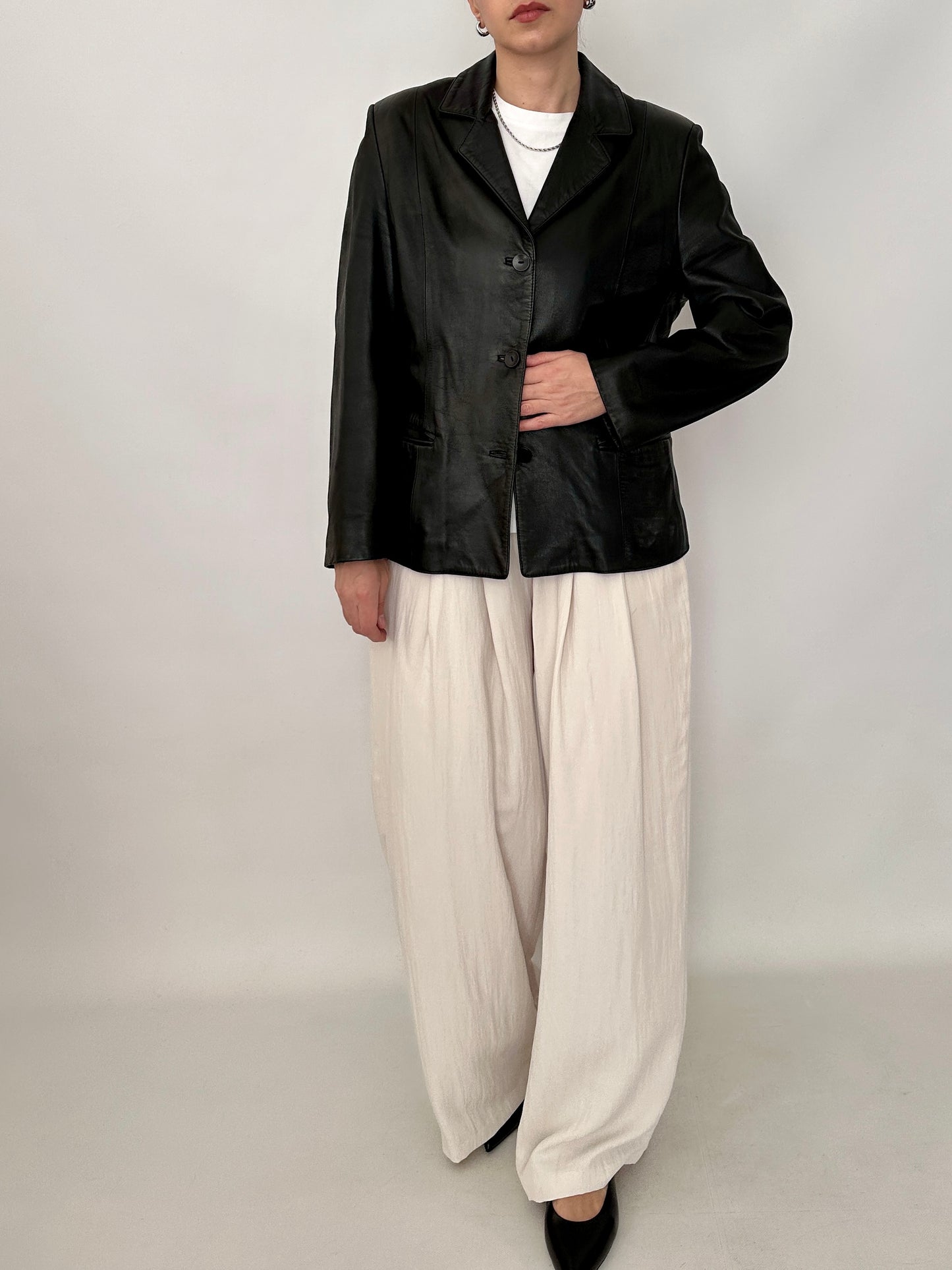 Slim fit lambskin blazer