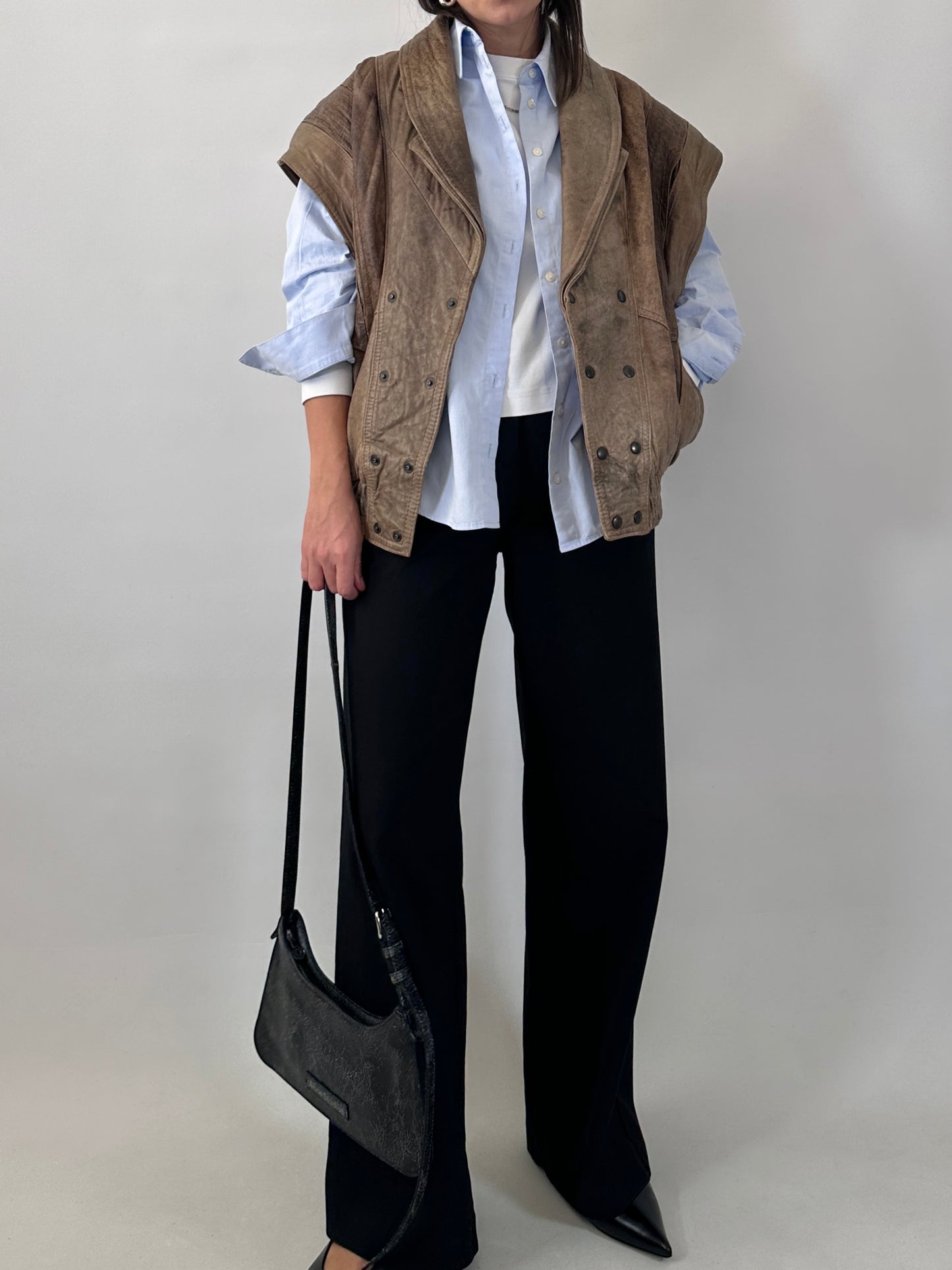 80s bomber jacket in distressed leather