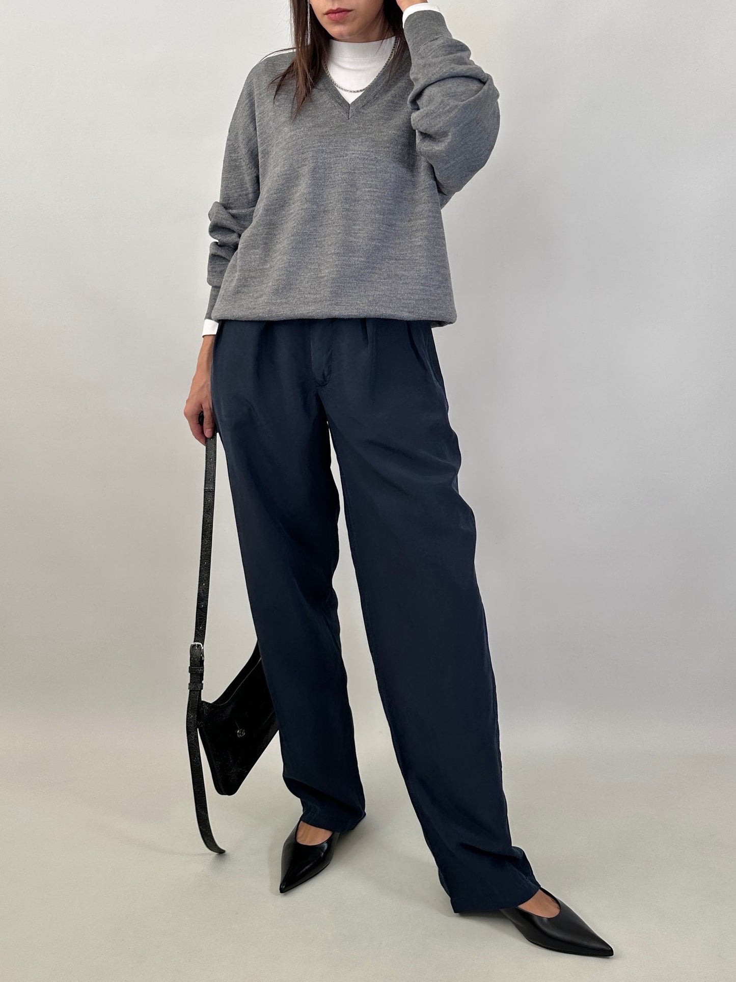 Essential v-neck sweater