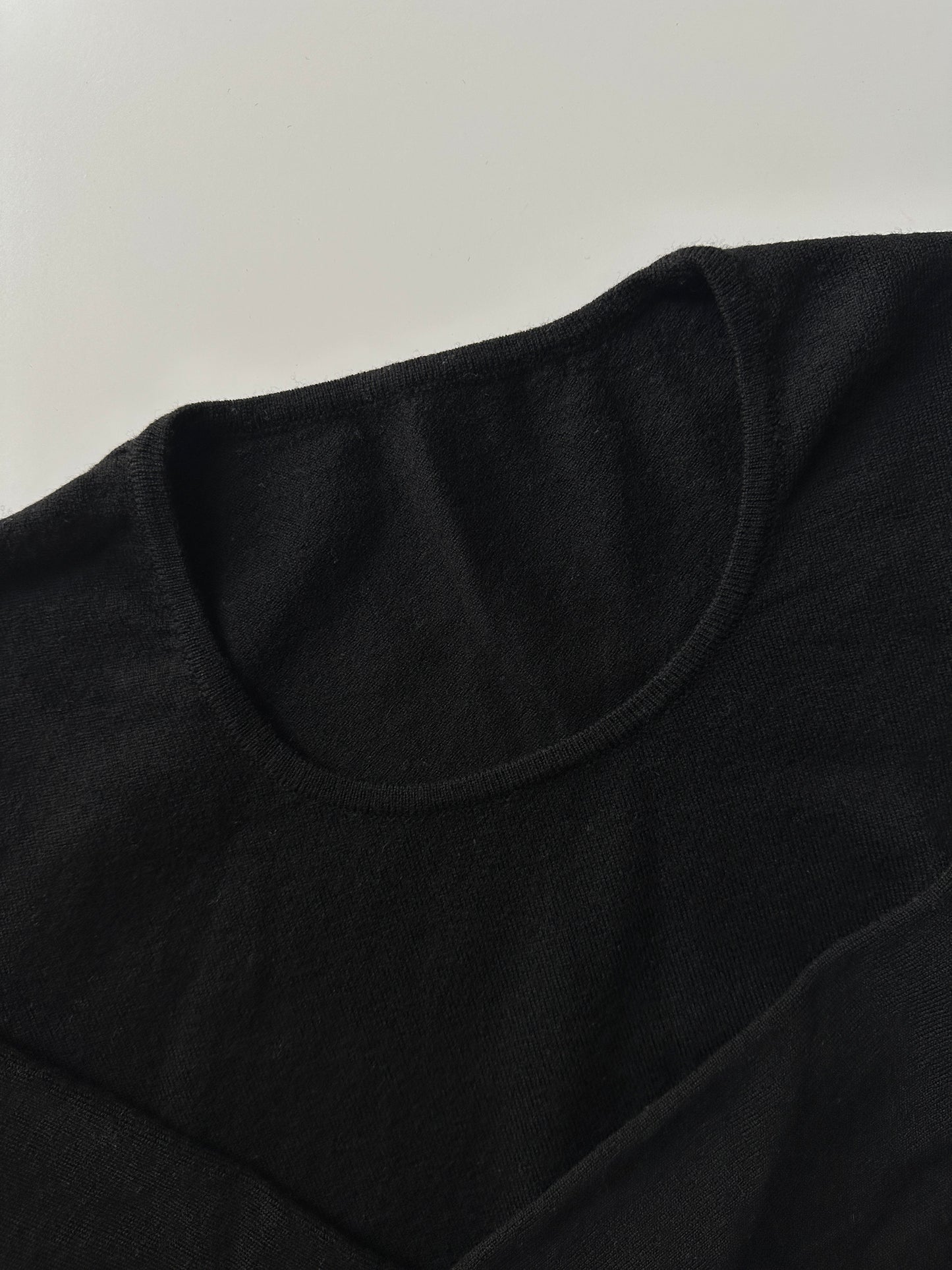 Fine Merino Wool Minimal Sweater