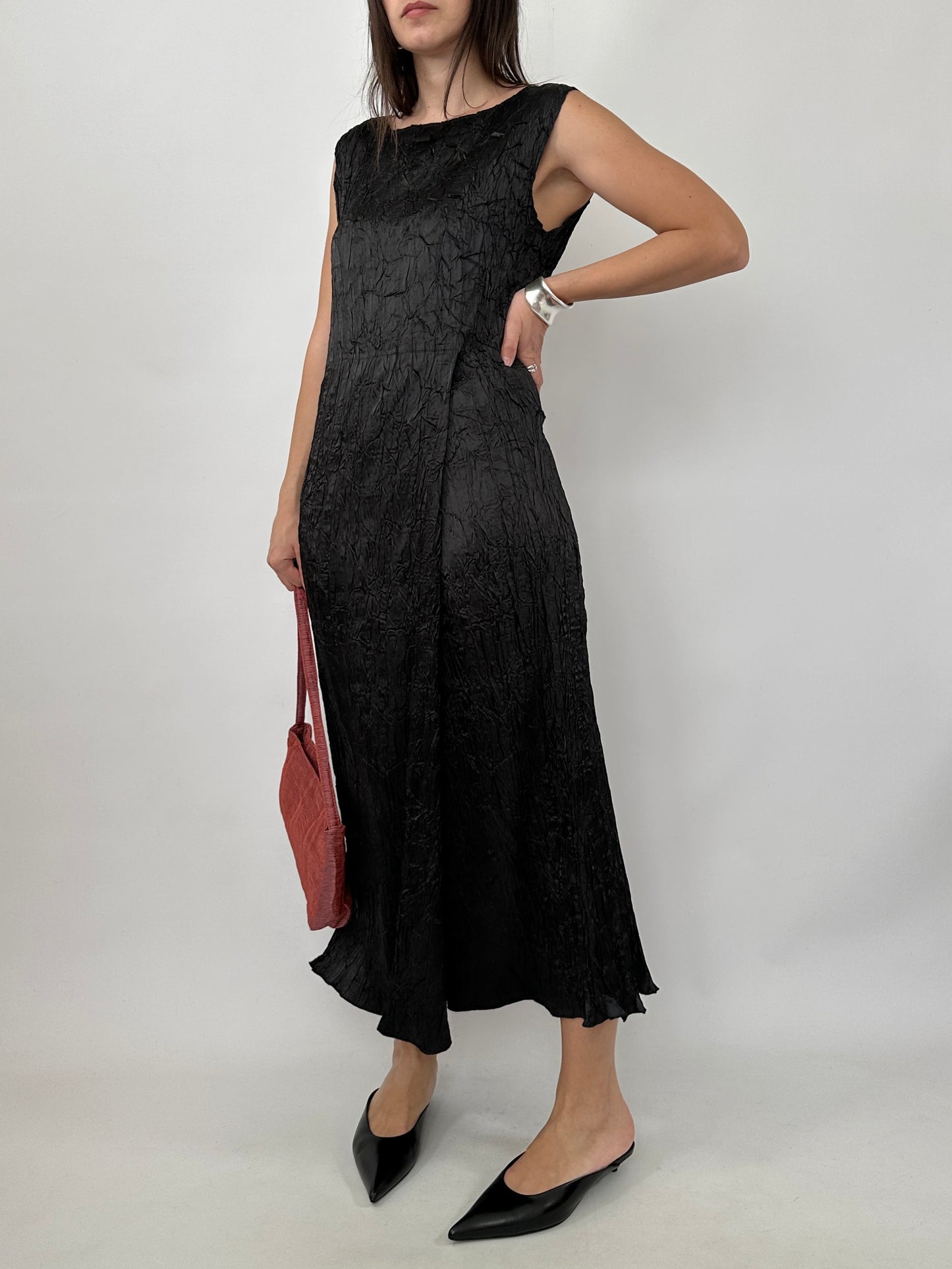 Textured Crinkle Maxi Dress