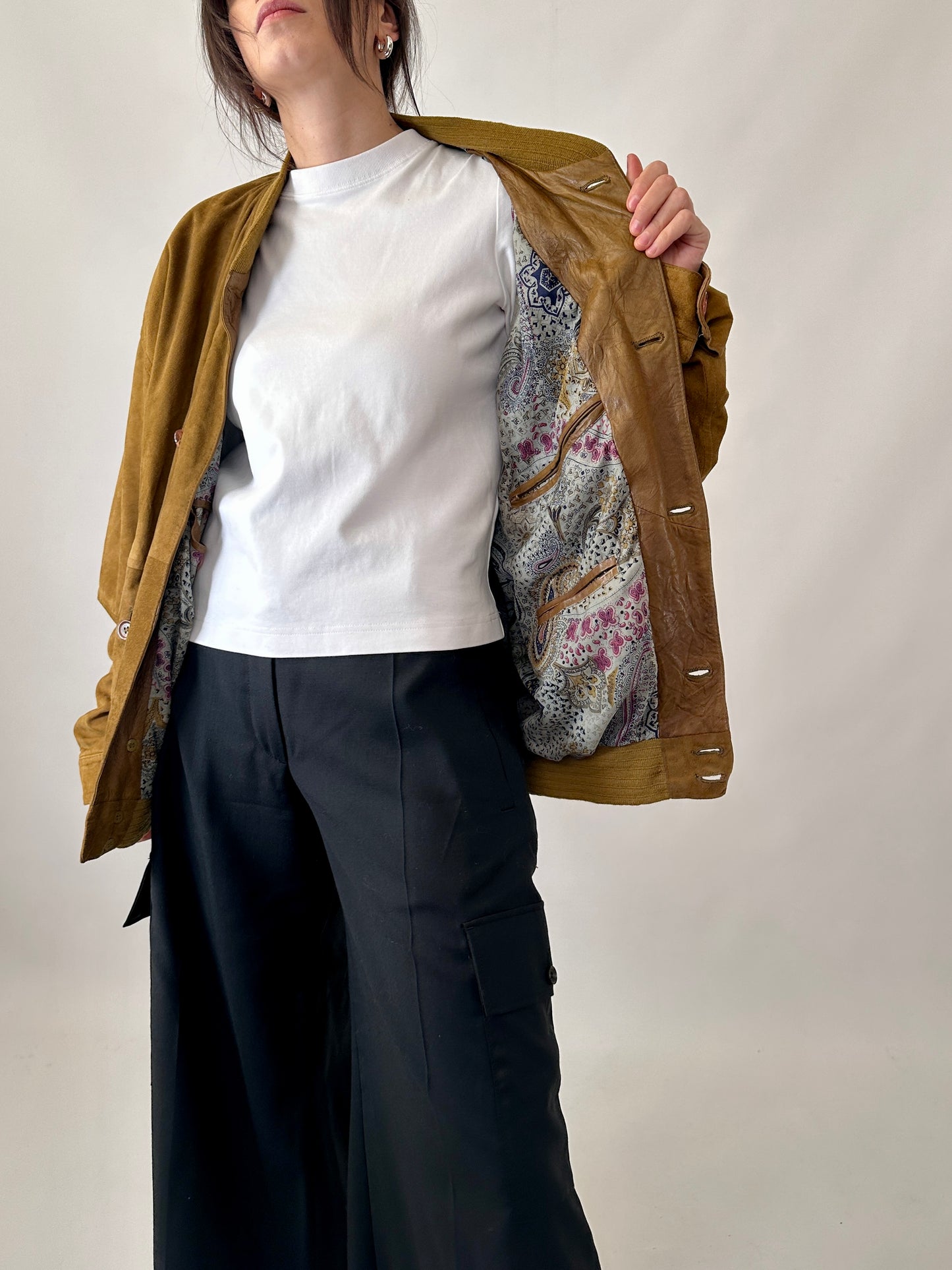 Vintage bomber in real suede