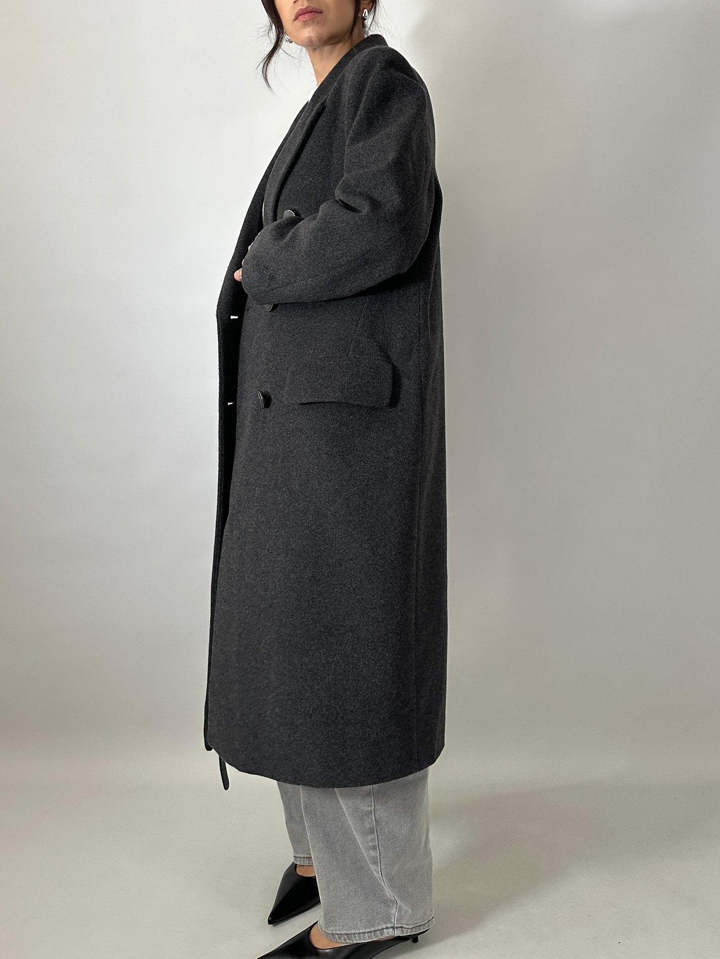 Tailored double-breasted wool coat