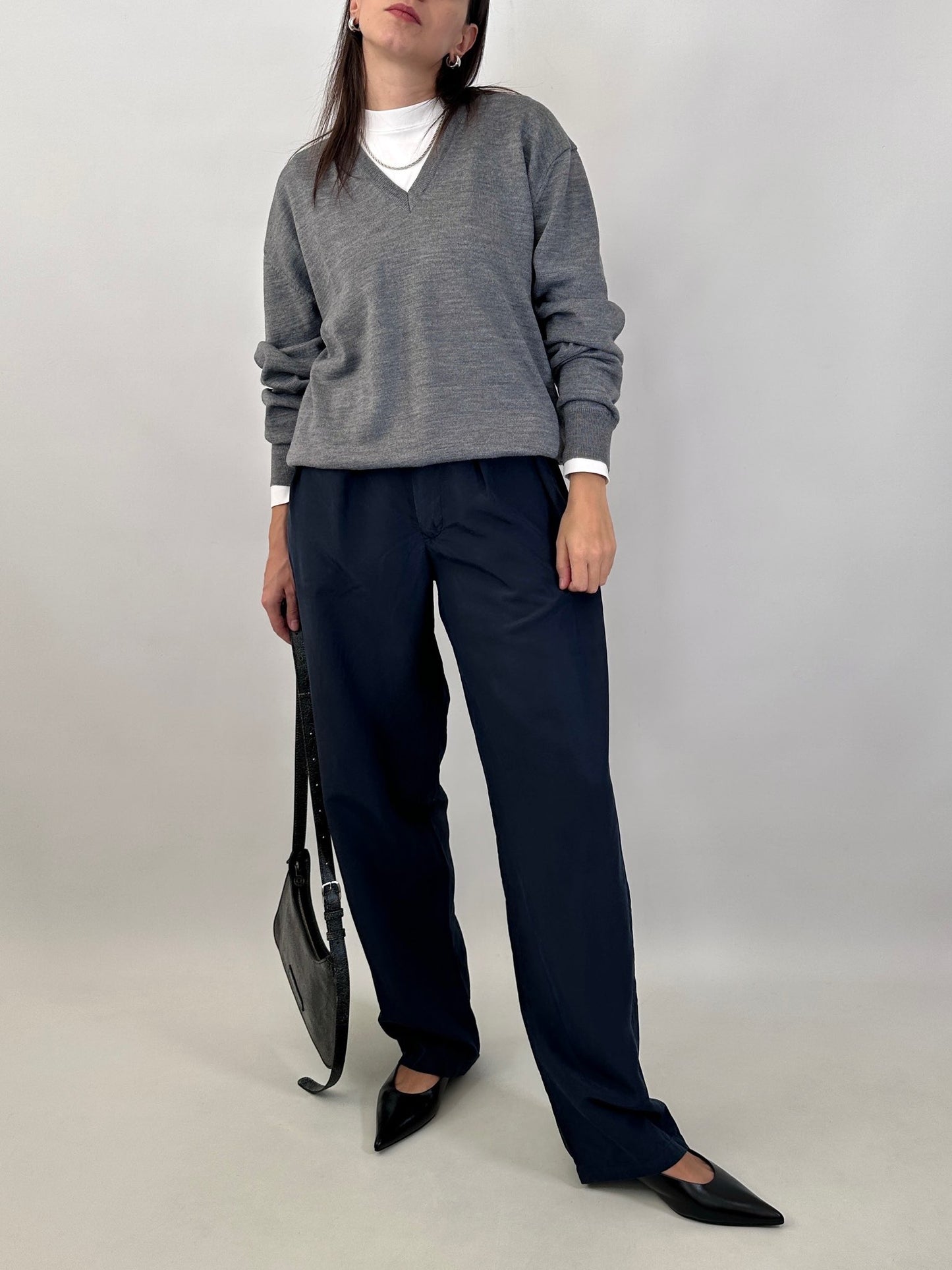 Essential v-neck sweater