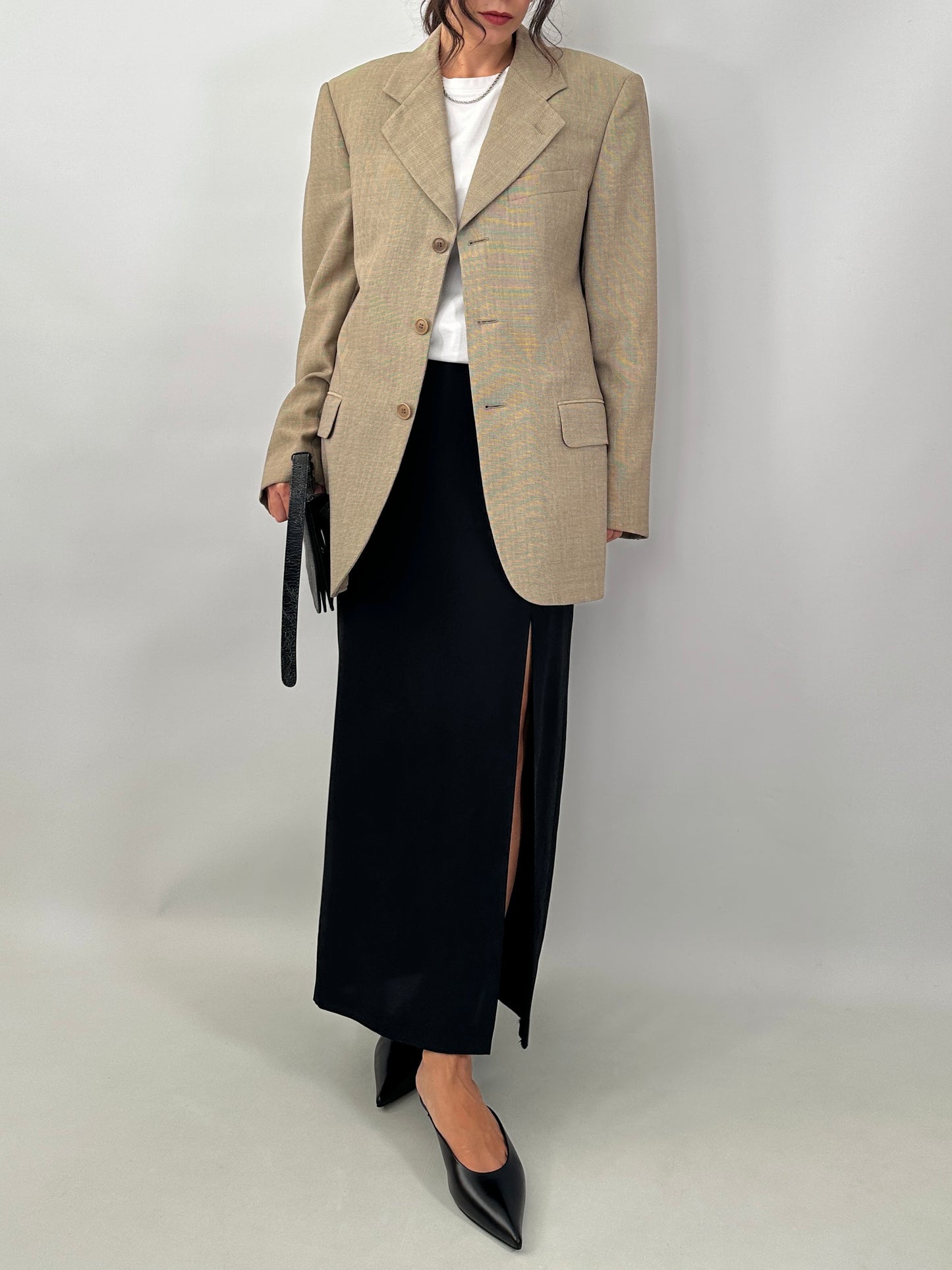 Minimal long skirt with side slit
