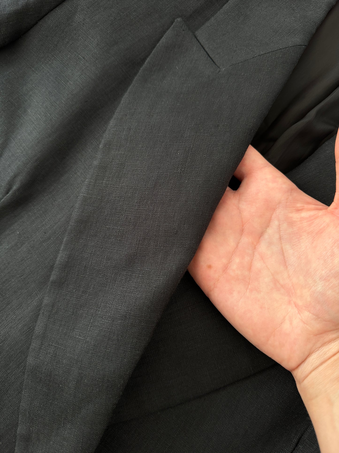 Timeless grey linen blazer