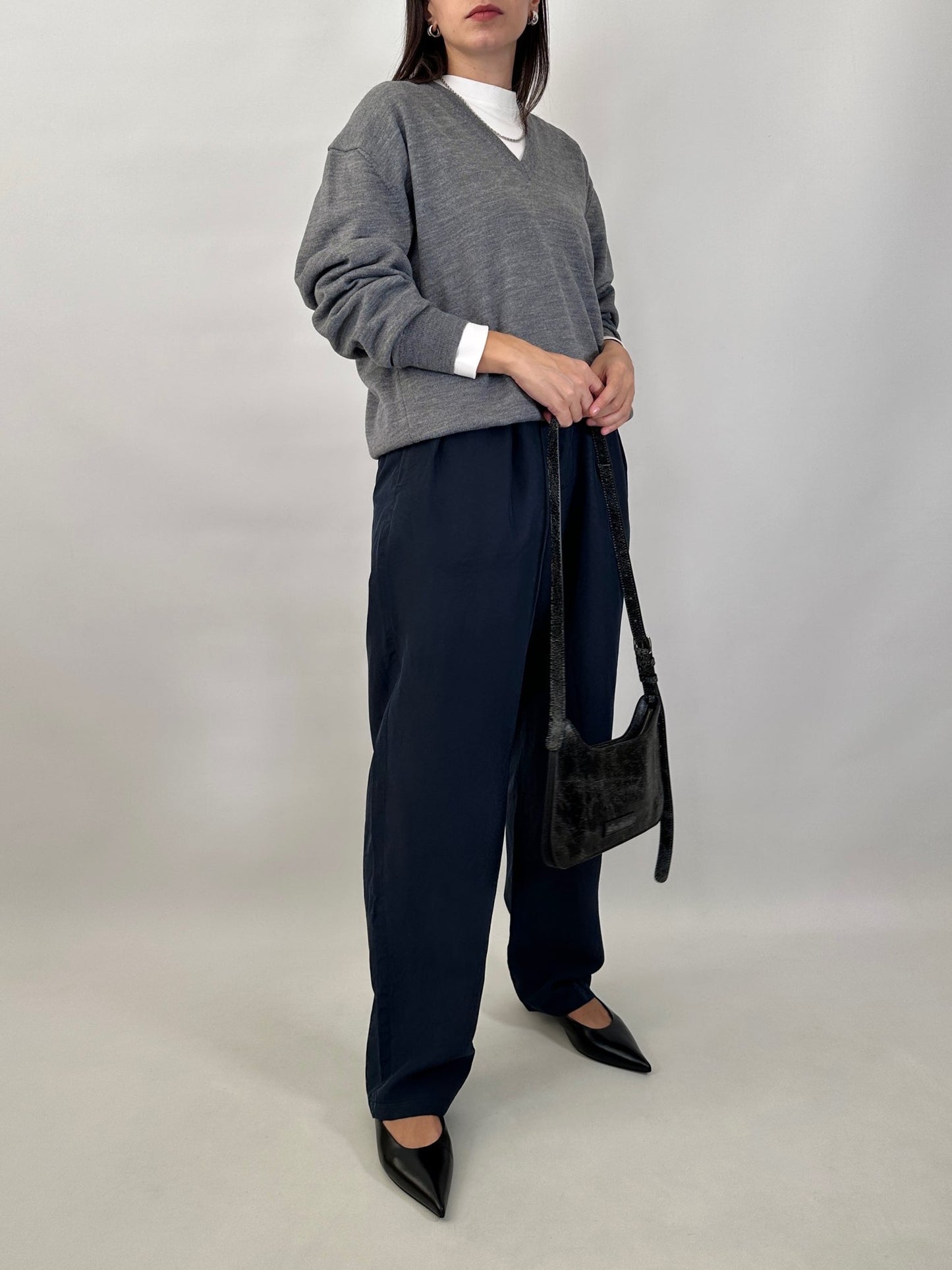 Essential v-neck sweater