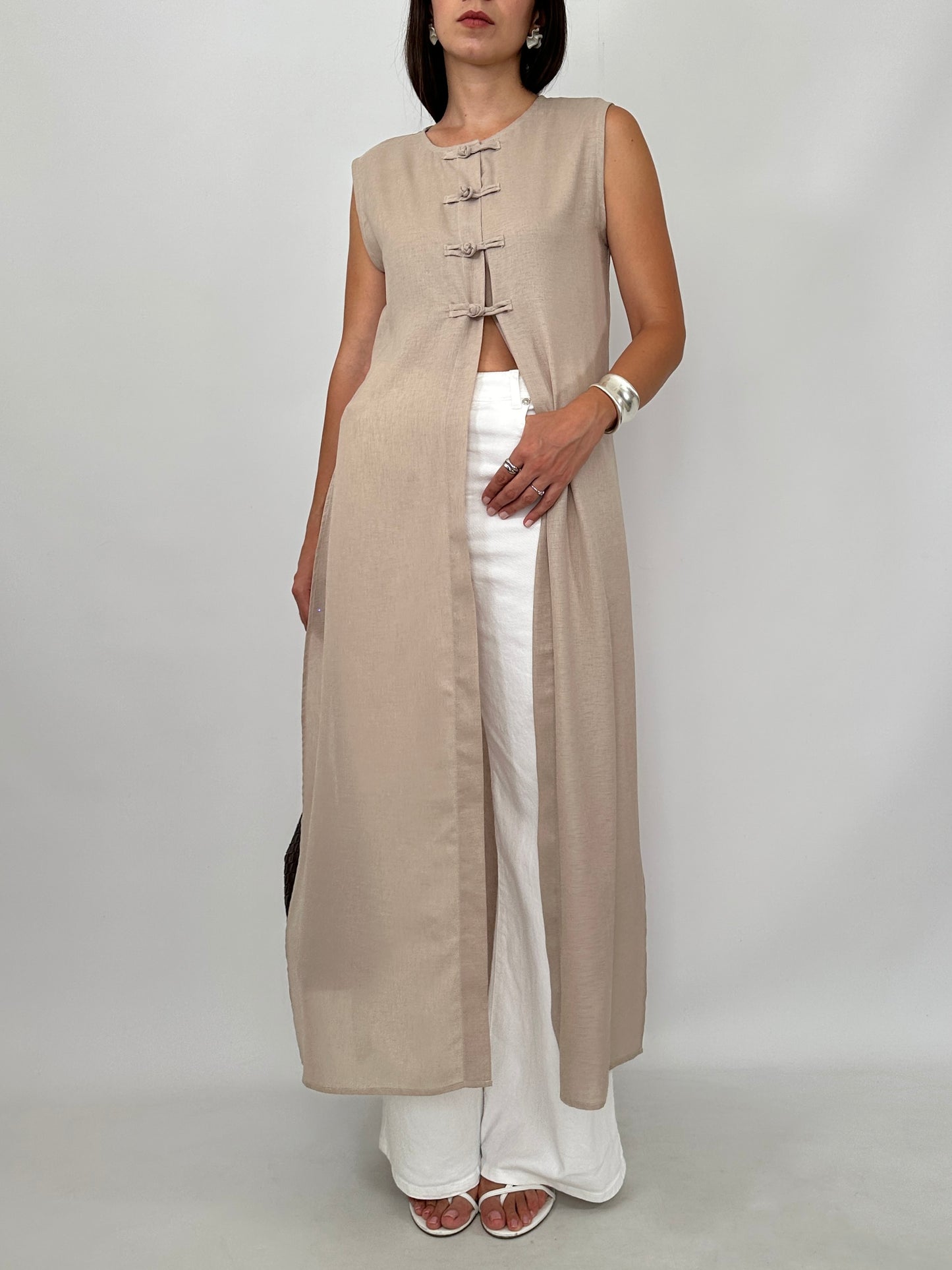 Long Frog Closure Top