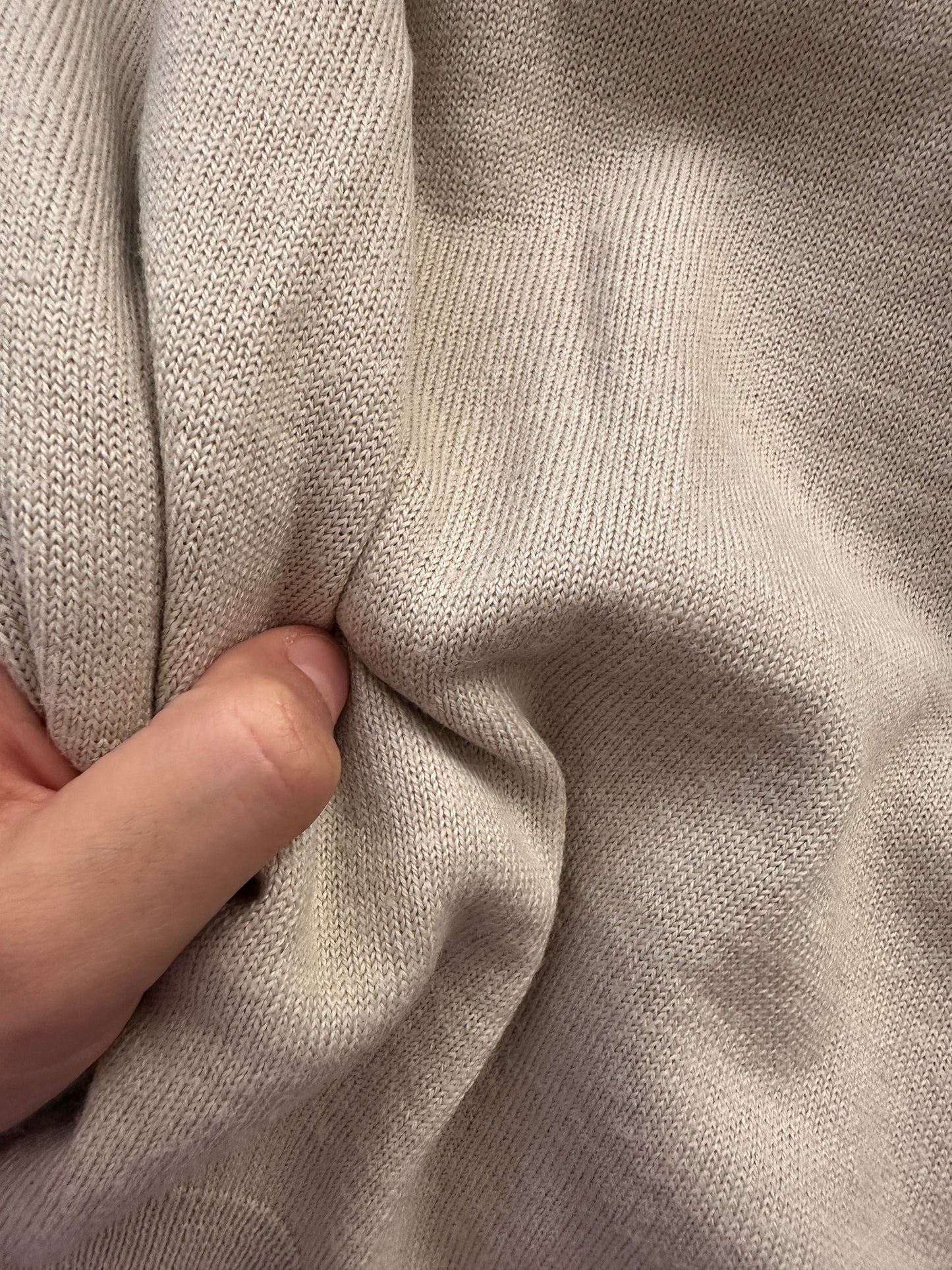 Essential V-neck sweater