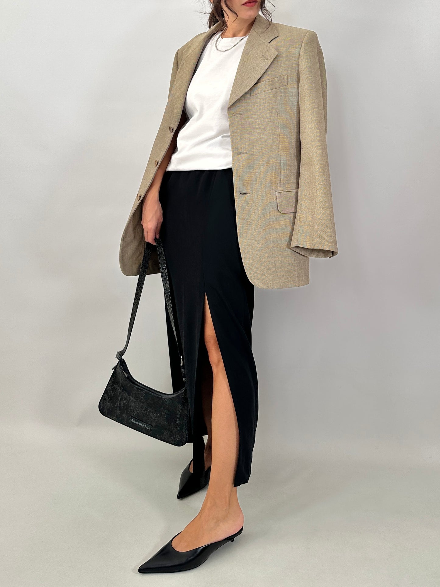 Minimal long skirt with side slit