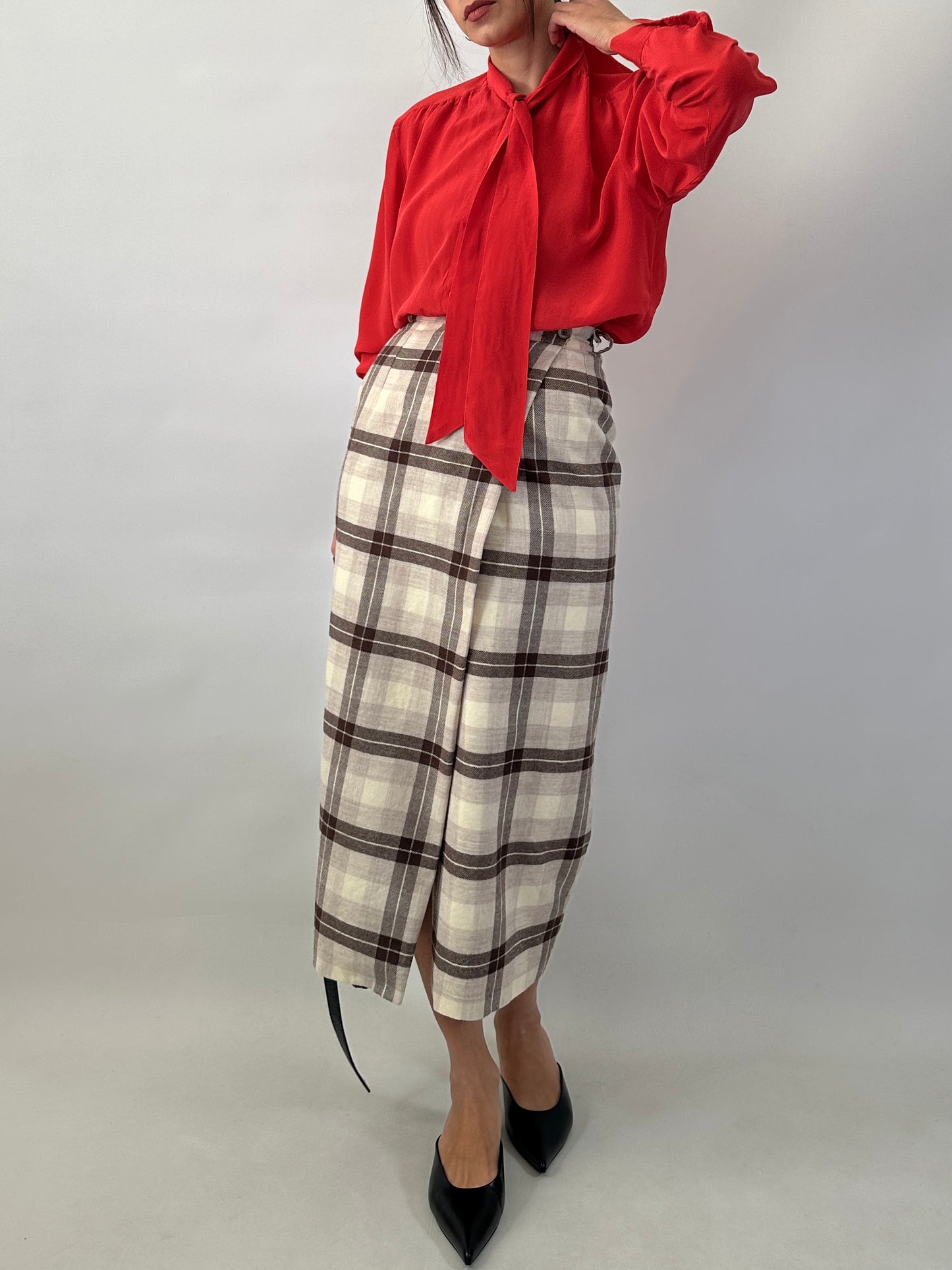 Vintage pure silk bow shirt