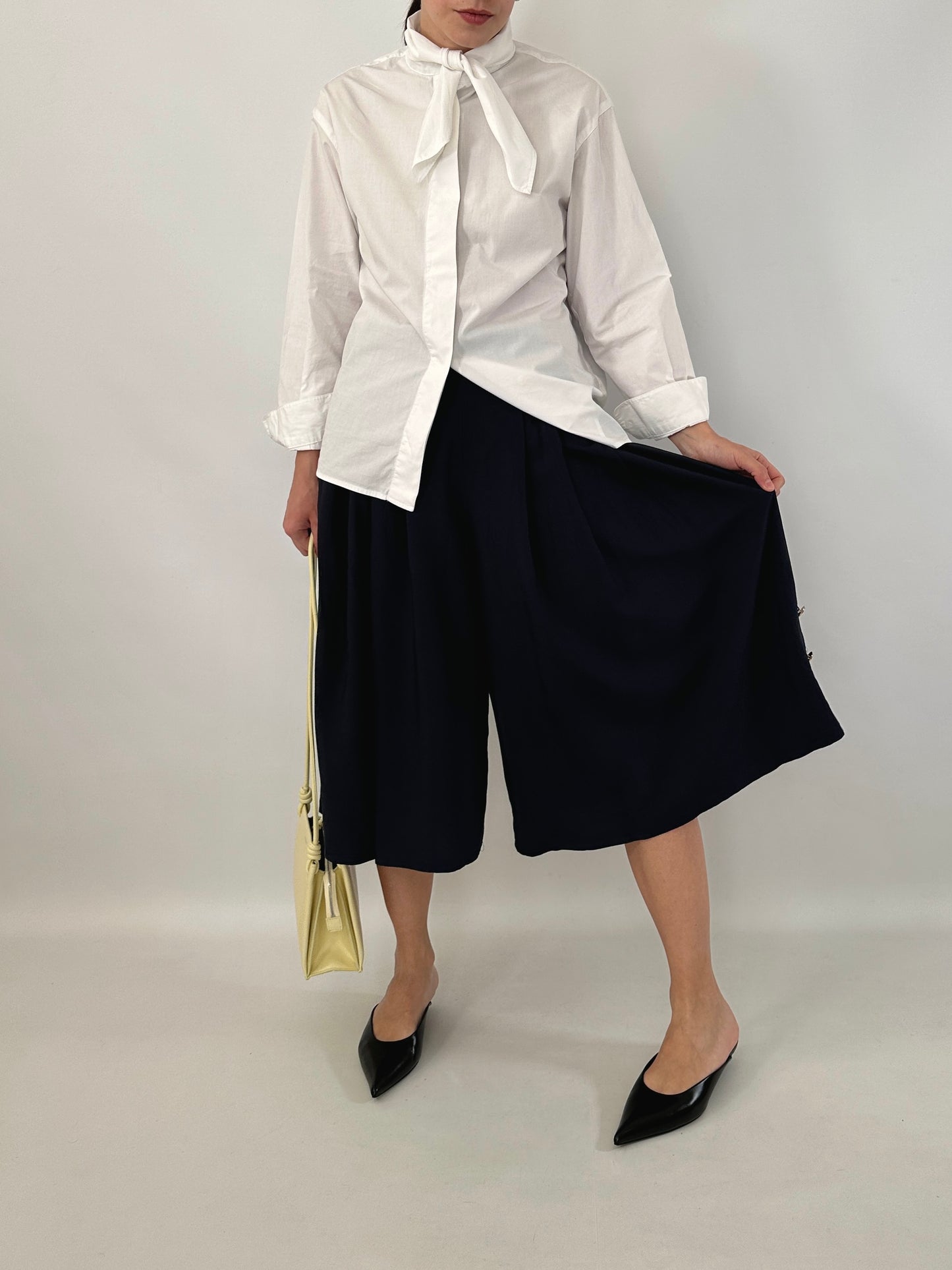 Wide-leg blue culottes