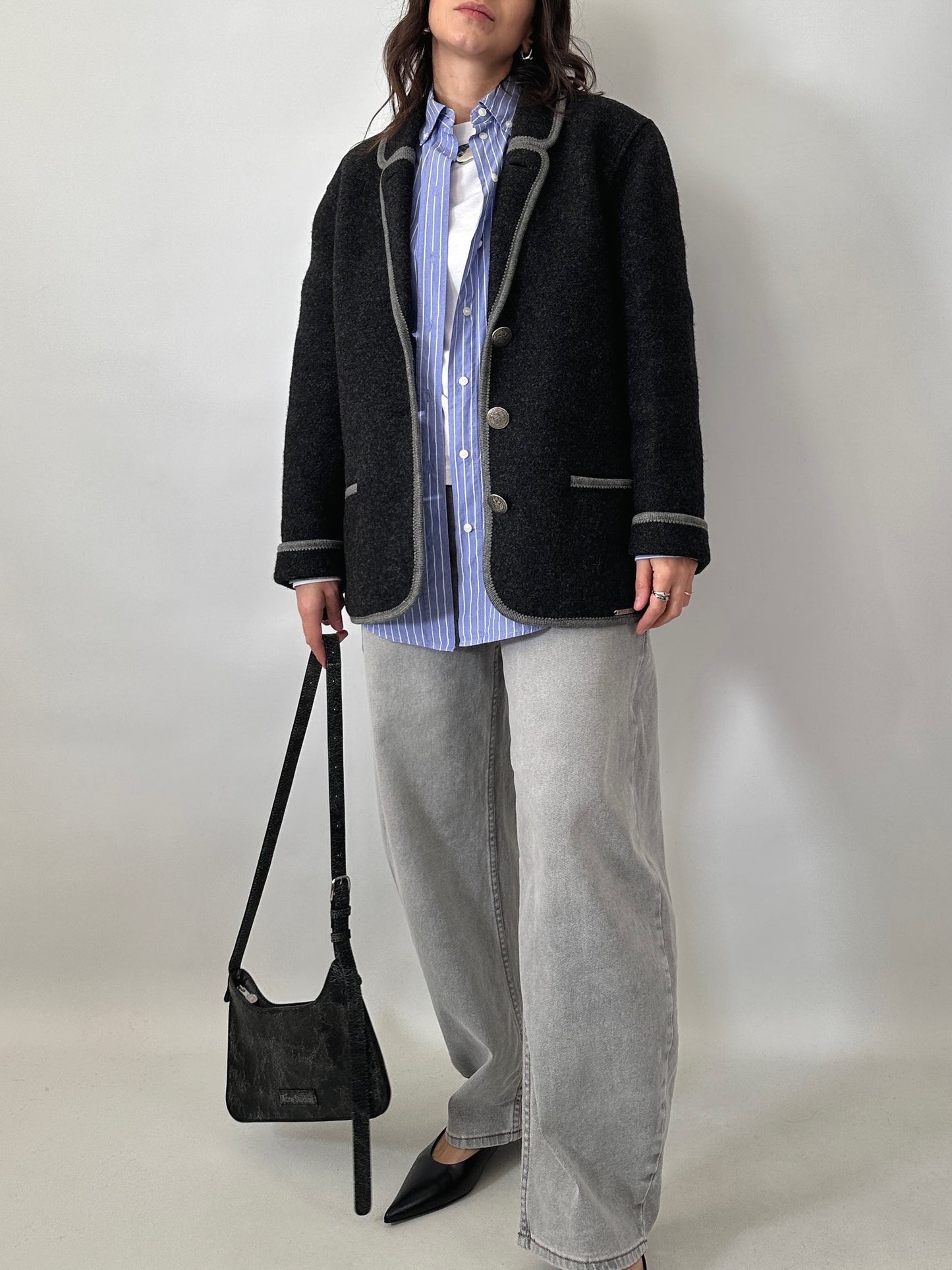 Gray wool felt jacket with contrast details