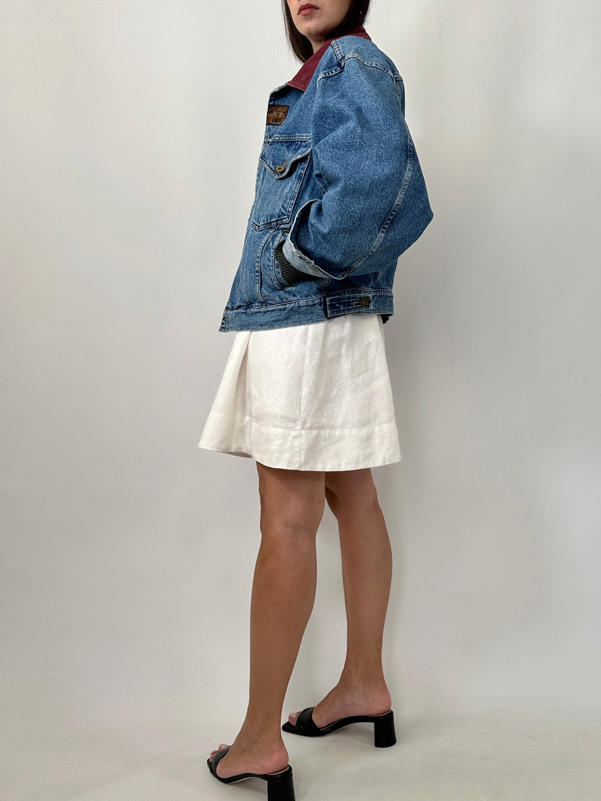 Vintage Denim Trucker Jacket with Burgundy Collar