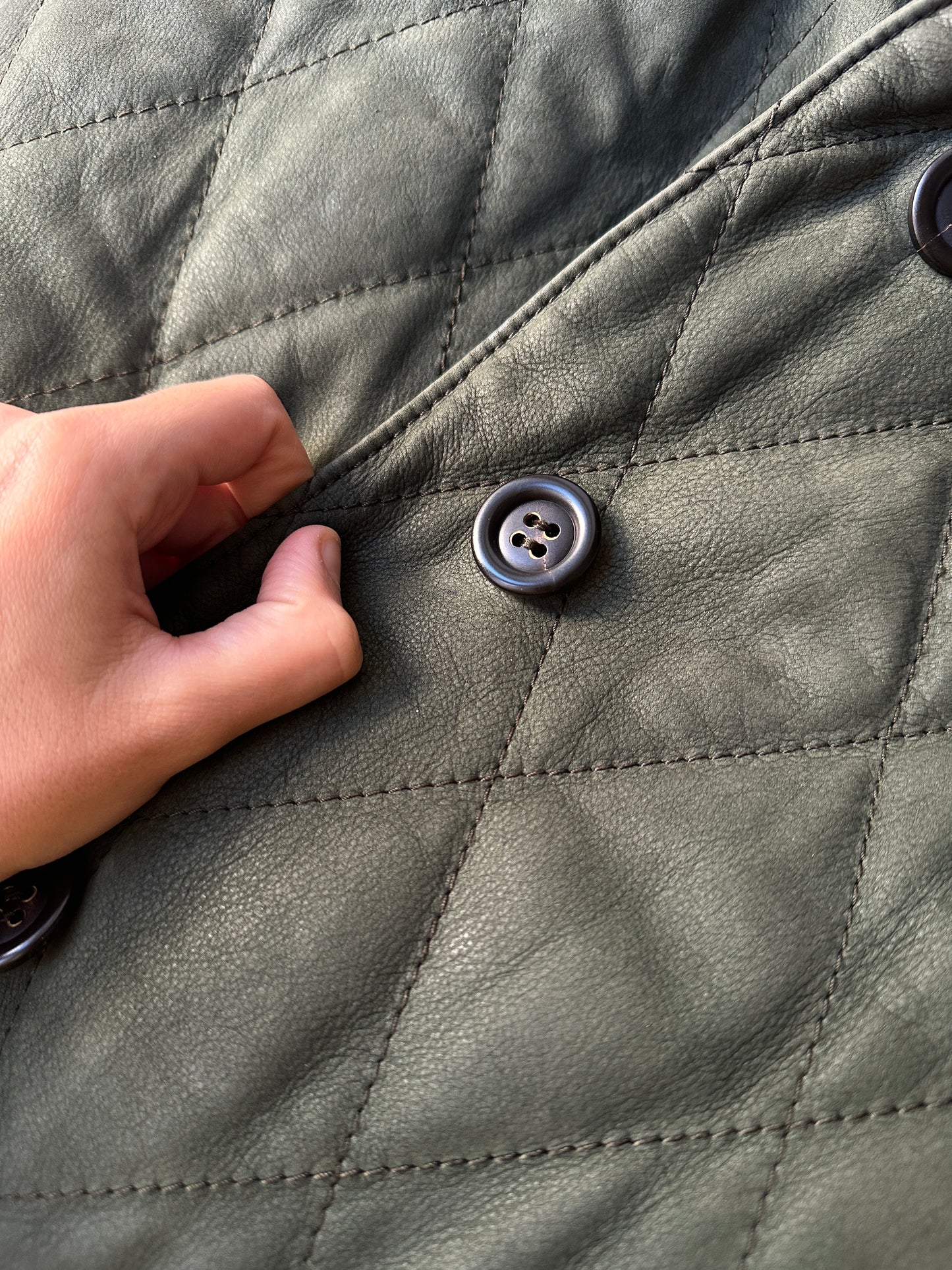 Tailor-made quilted leather jacket