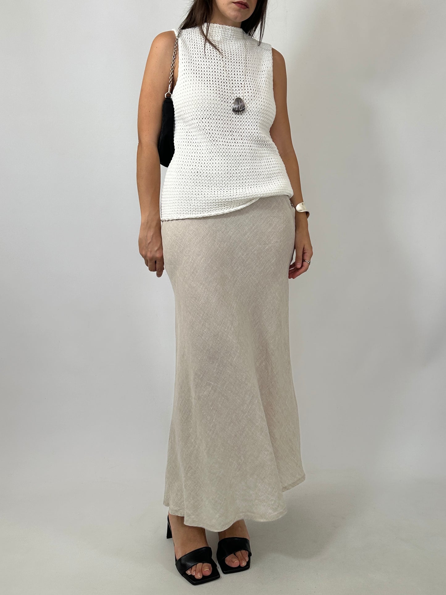 Linen Button-Detail Maxi Skirt