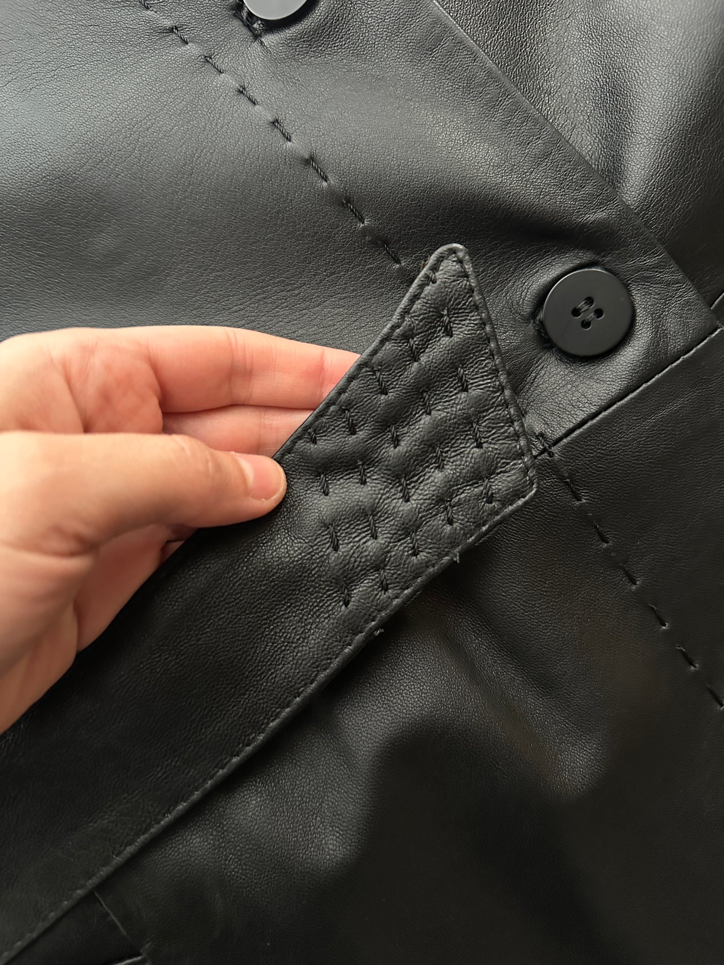 Extra-long nappa leather vintage trench coat