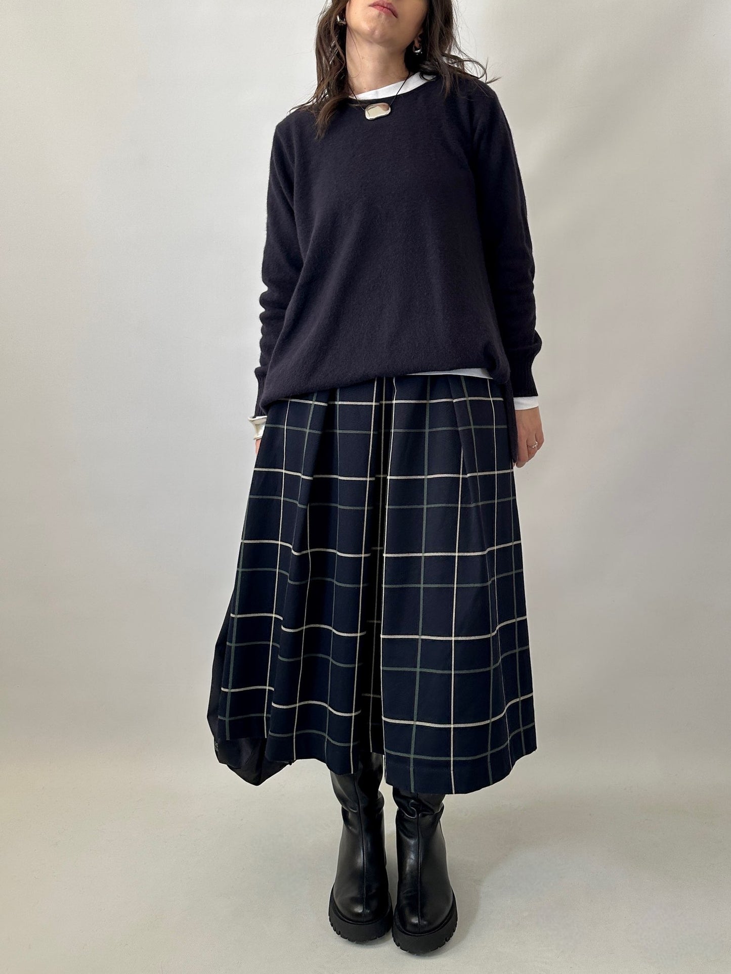 Checked pleated midi skirt