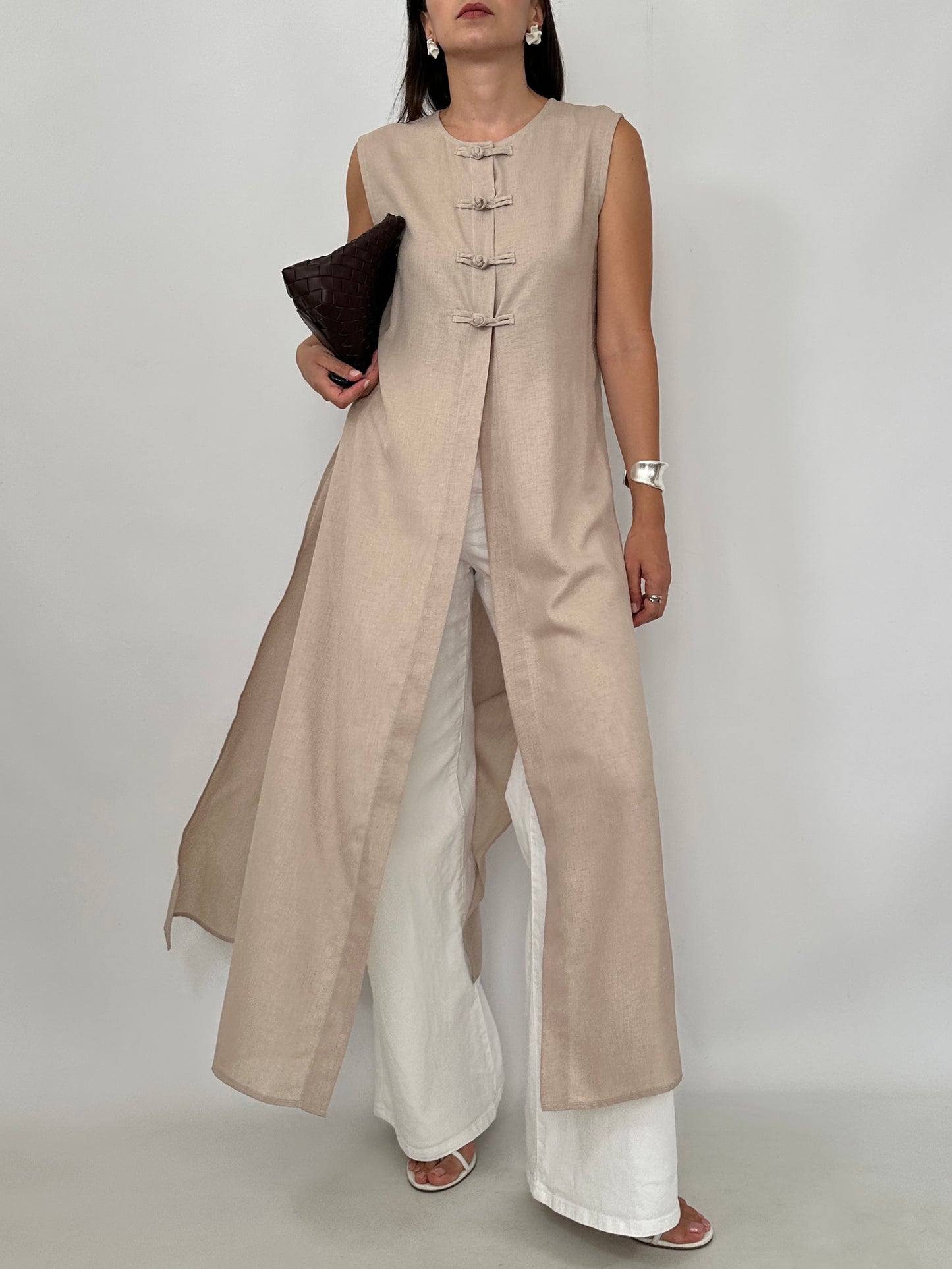 Long Frog Closure Top